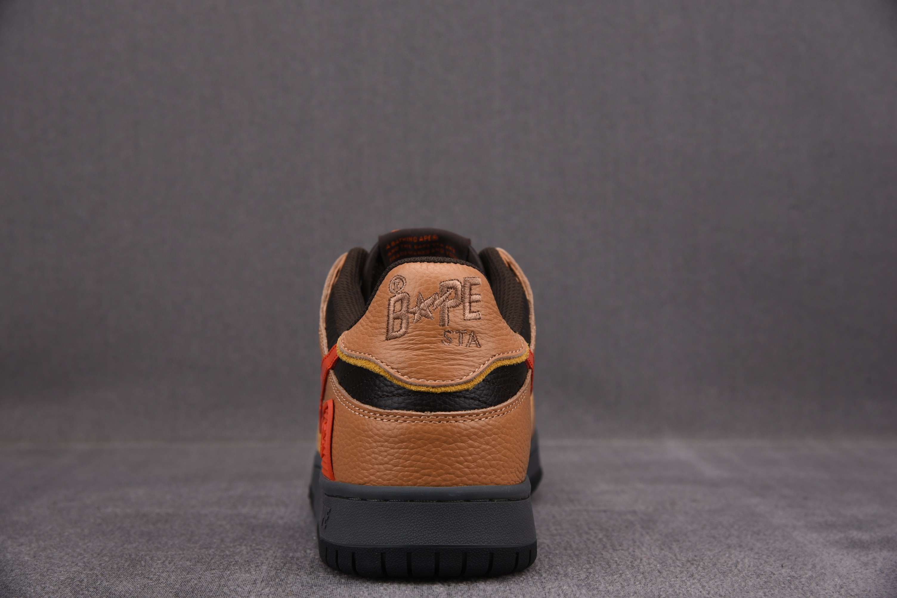 A BATHING APE BAPE SK8 STA Yellow Brown