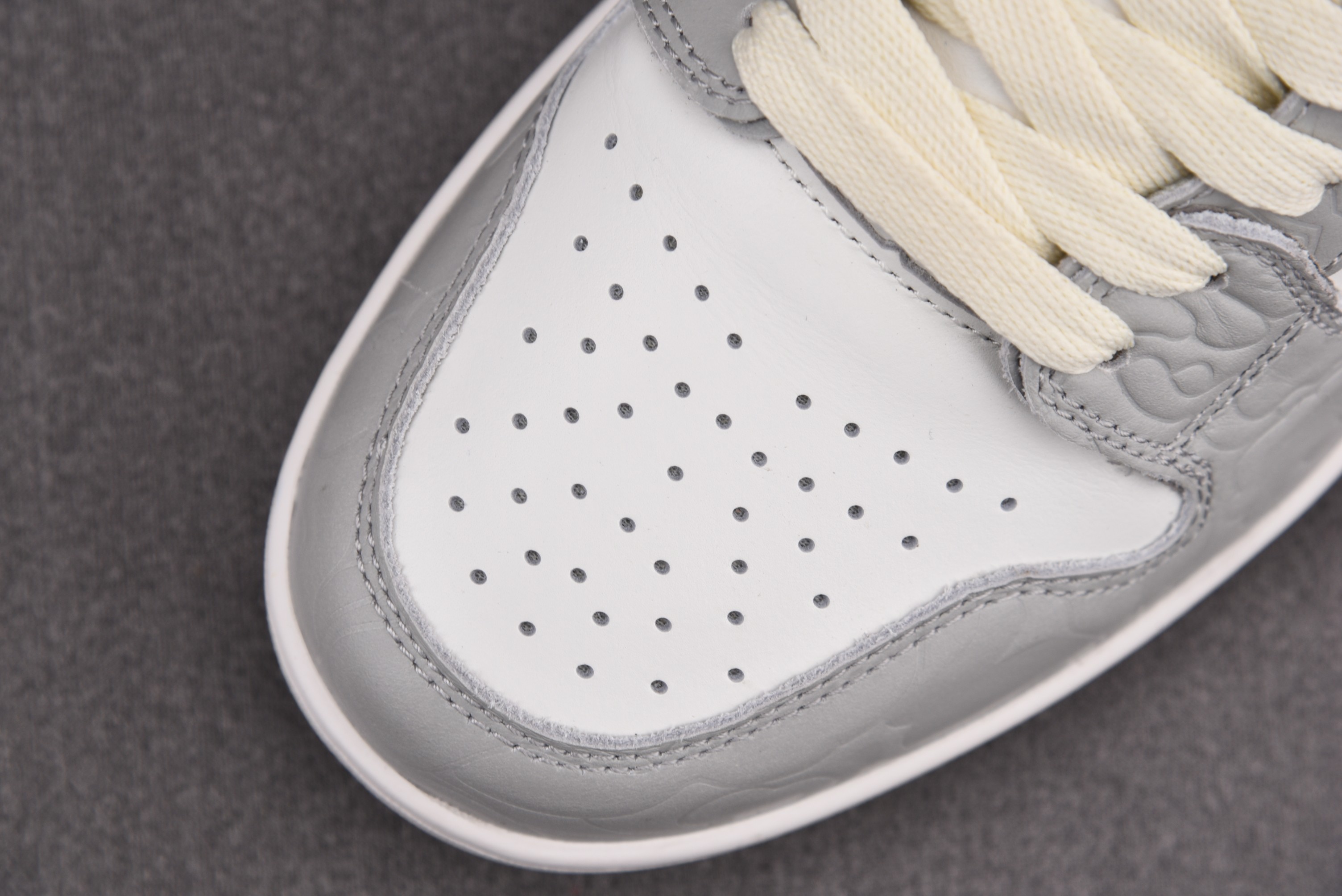 A BATHING APE BAPE SK8 STA Light Grey Cream