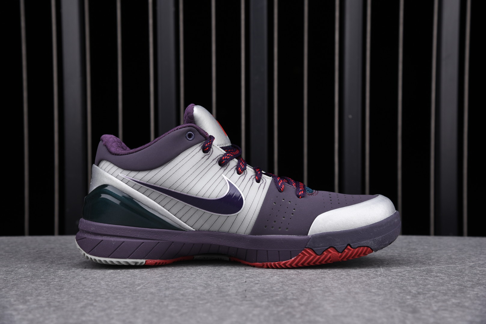 Nike Kobe 4 Chaos Joker