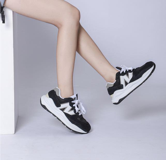 New Balance 57/40 Team Black