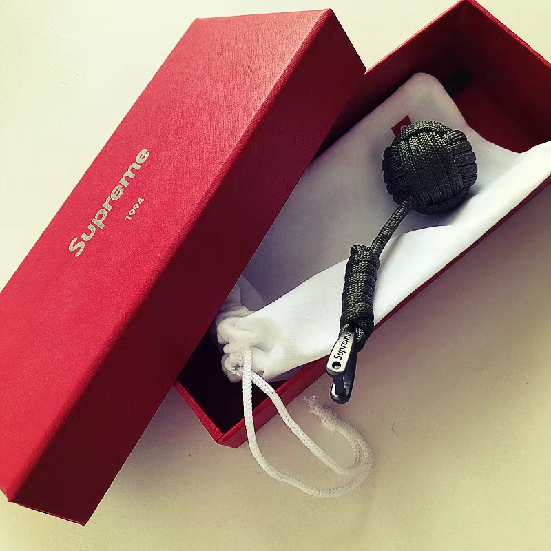 Supxxx Knit Keychain Red