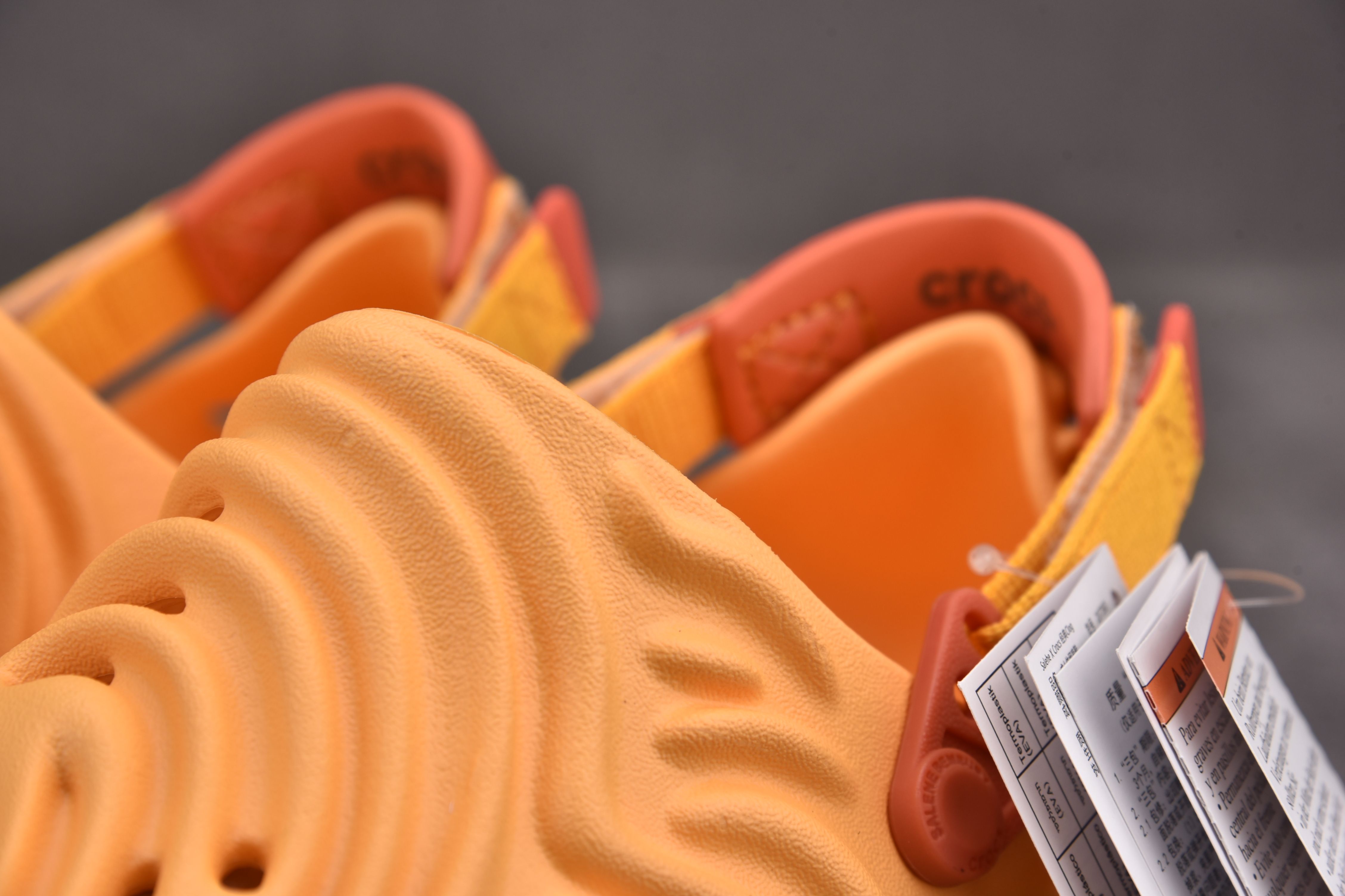 Salehe Bembury x Crocs Pollex Clog Light Gold