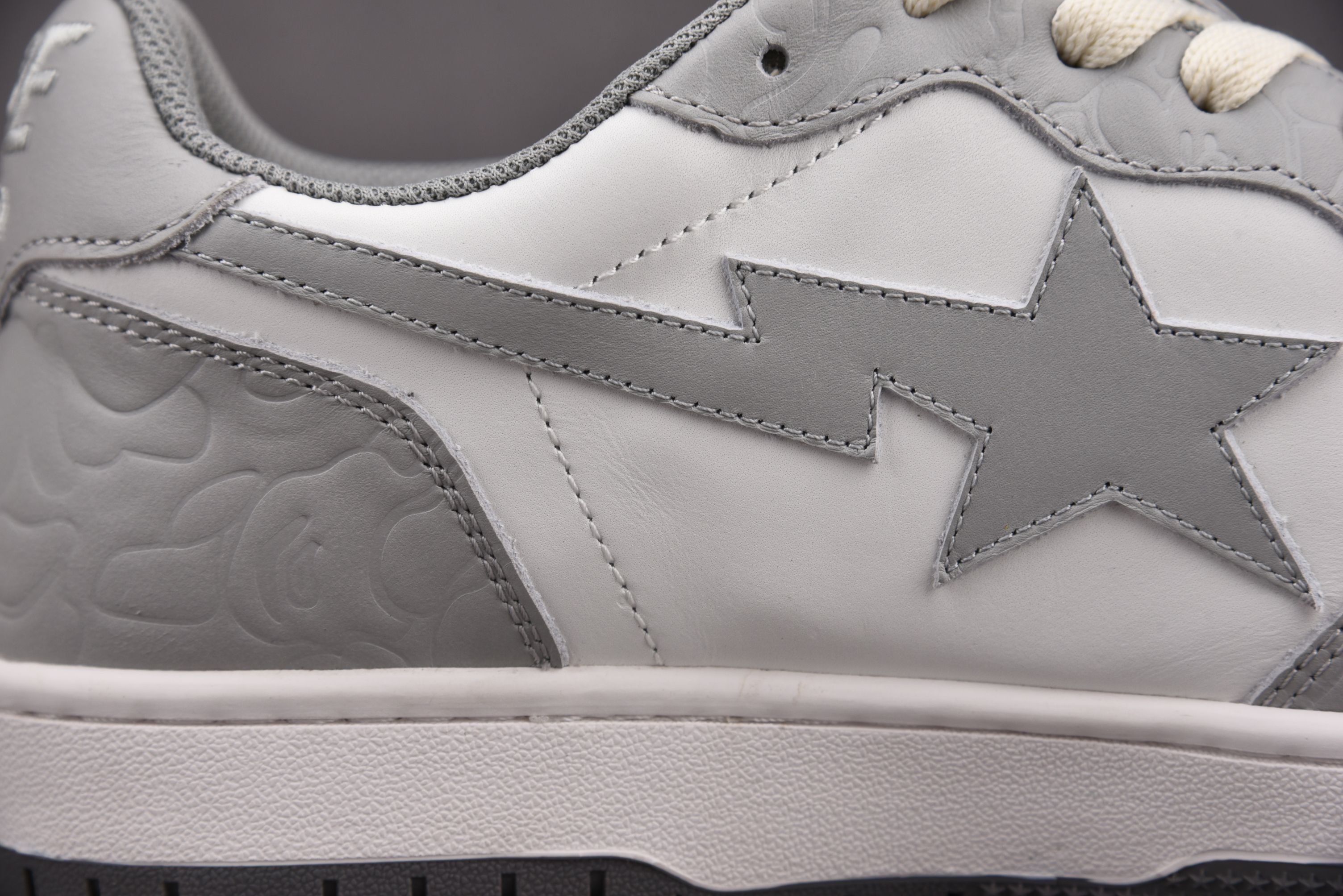 A BATHING APE BAPE SK8 STA Light Grey Cream