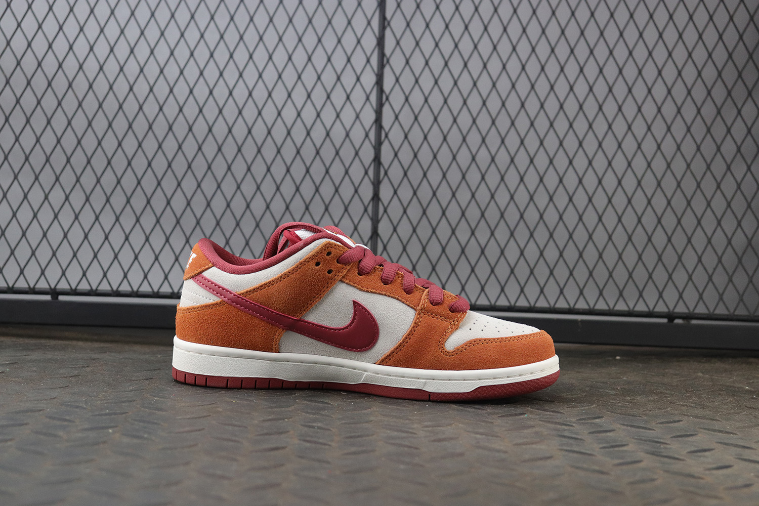Nike SB Dunk Low Pro Dark Russet Cedar
