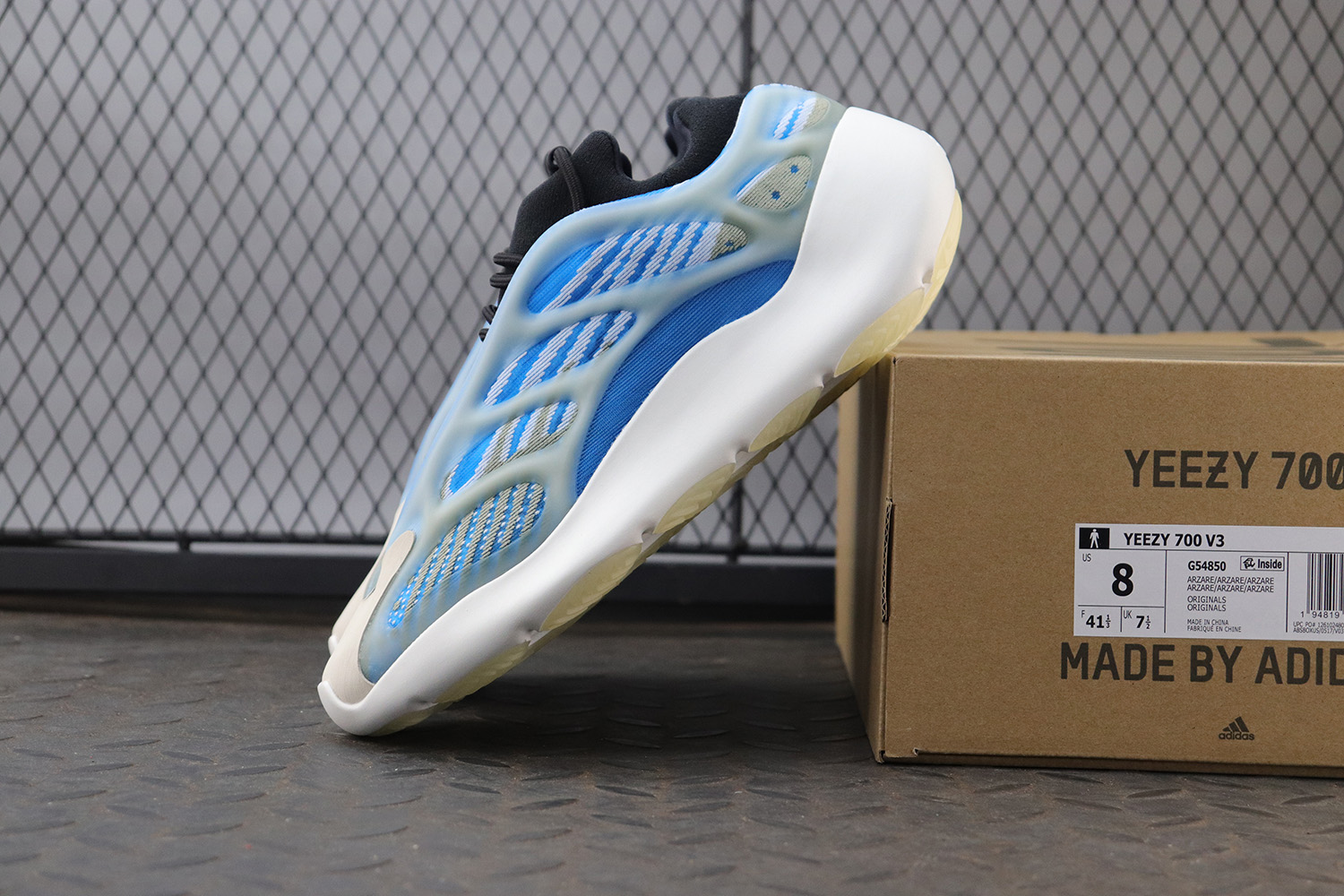 Yeezy 700 V3 Arzareth