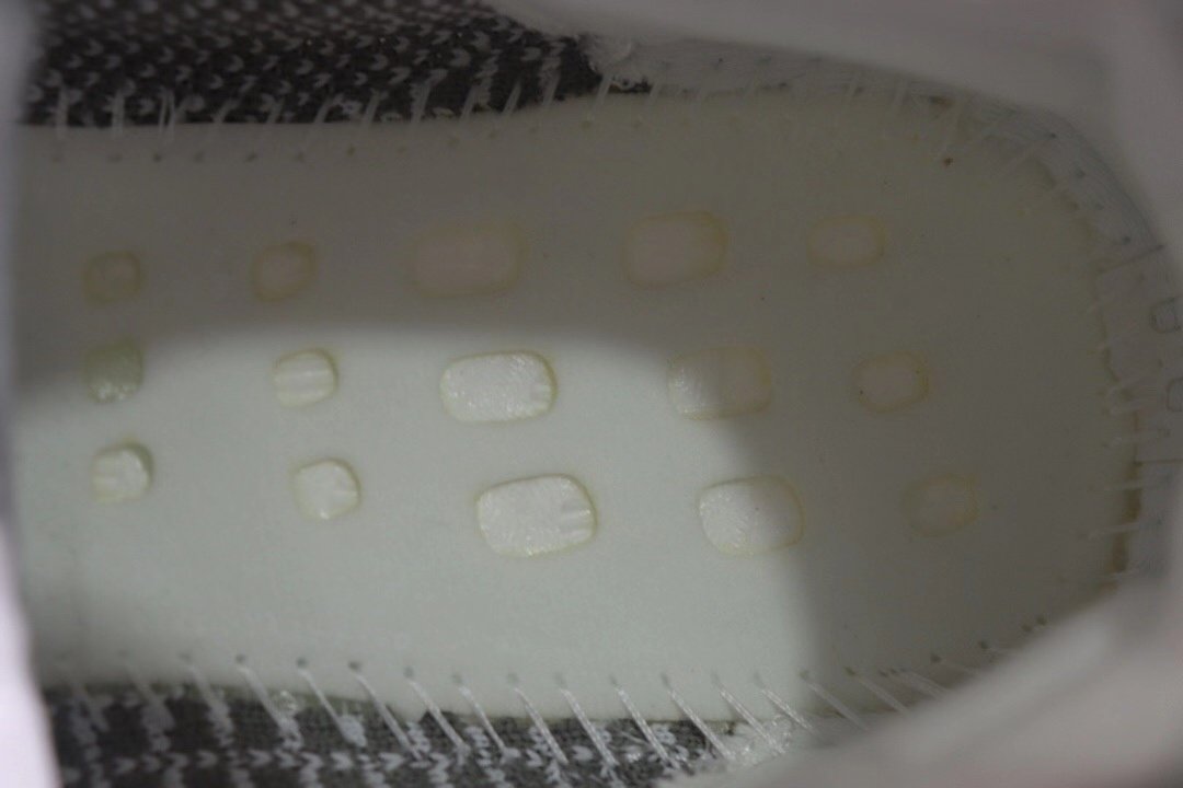 adidas Yeezy Boost 350 V2 Static Non-Reflective