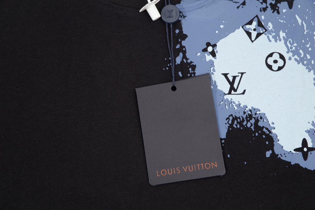 复制Louis Vuitton 23ss Front and Back Graphic Print Short Sleeve T-Shirt Black 6.14