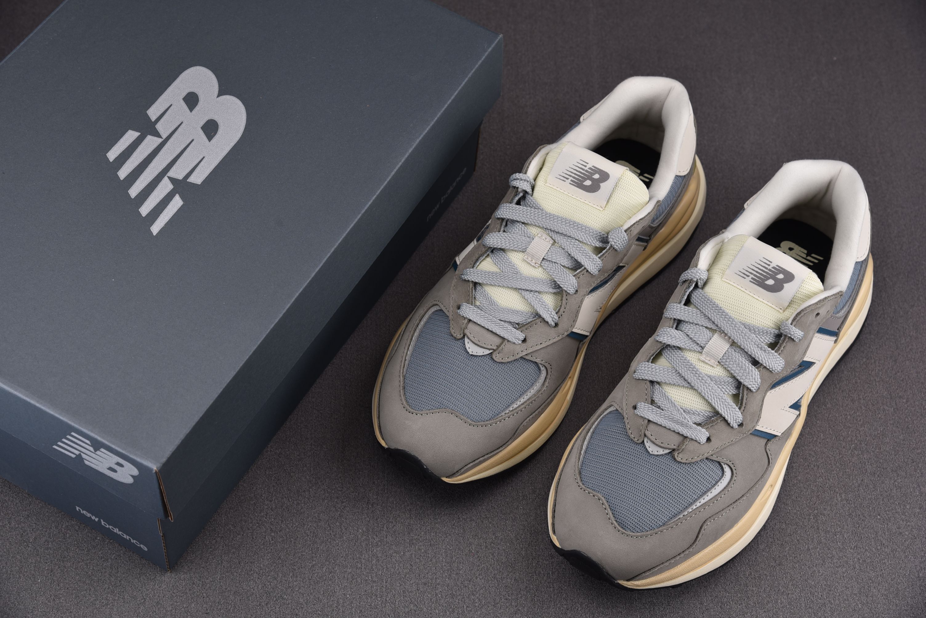 New Balance 57/40 Grey Khaki Blue