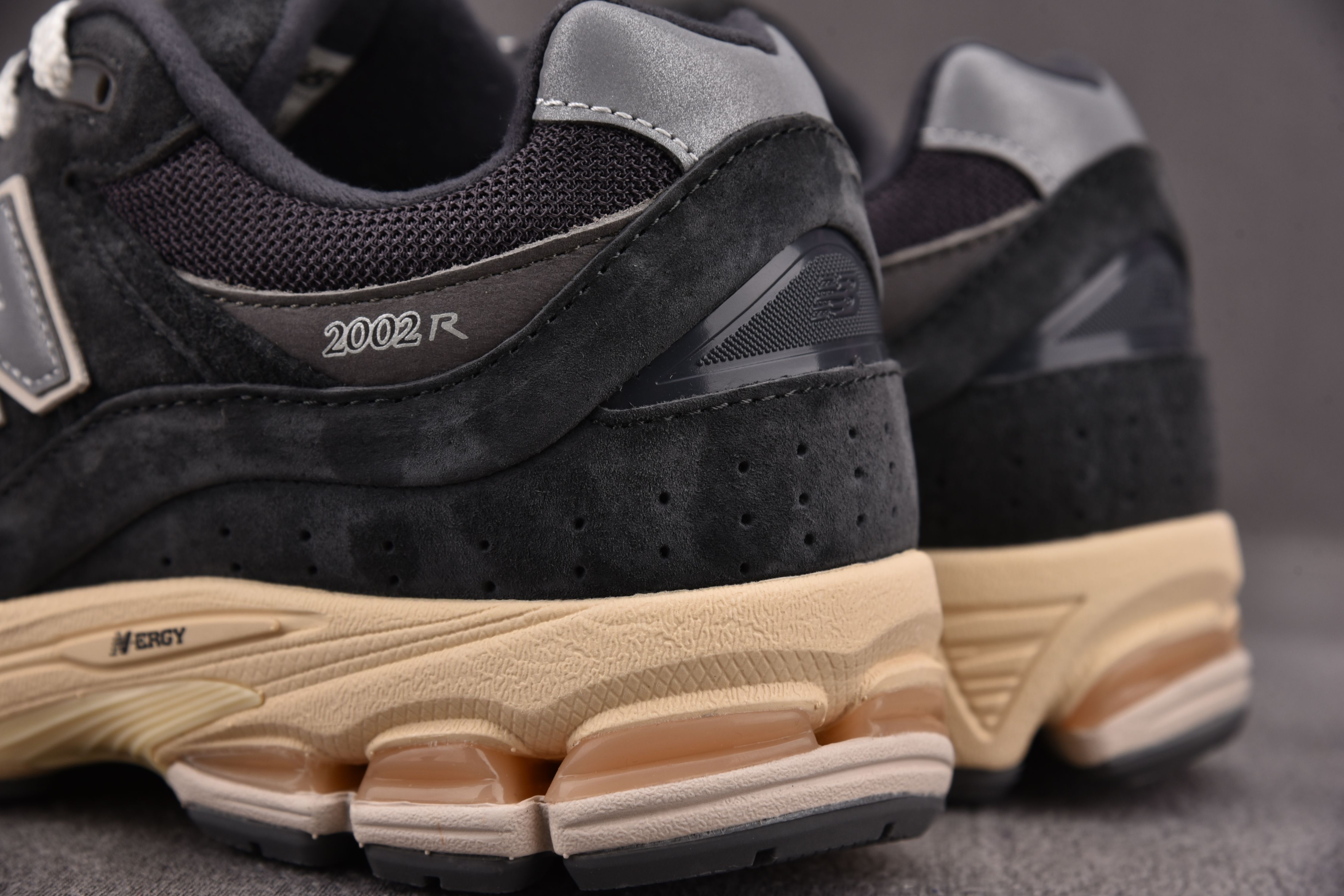 New Balance 2002R Black Dark Grey