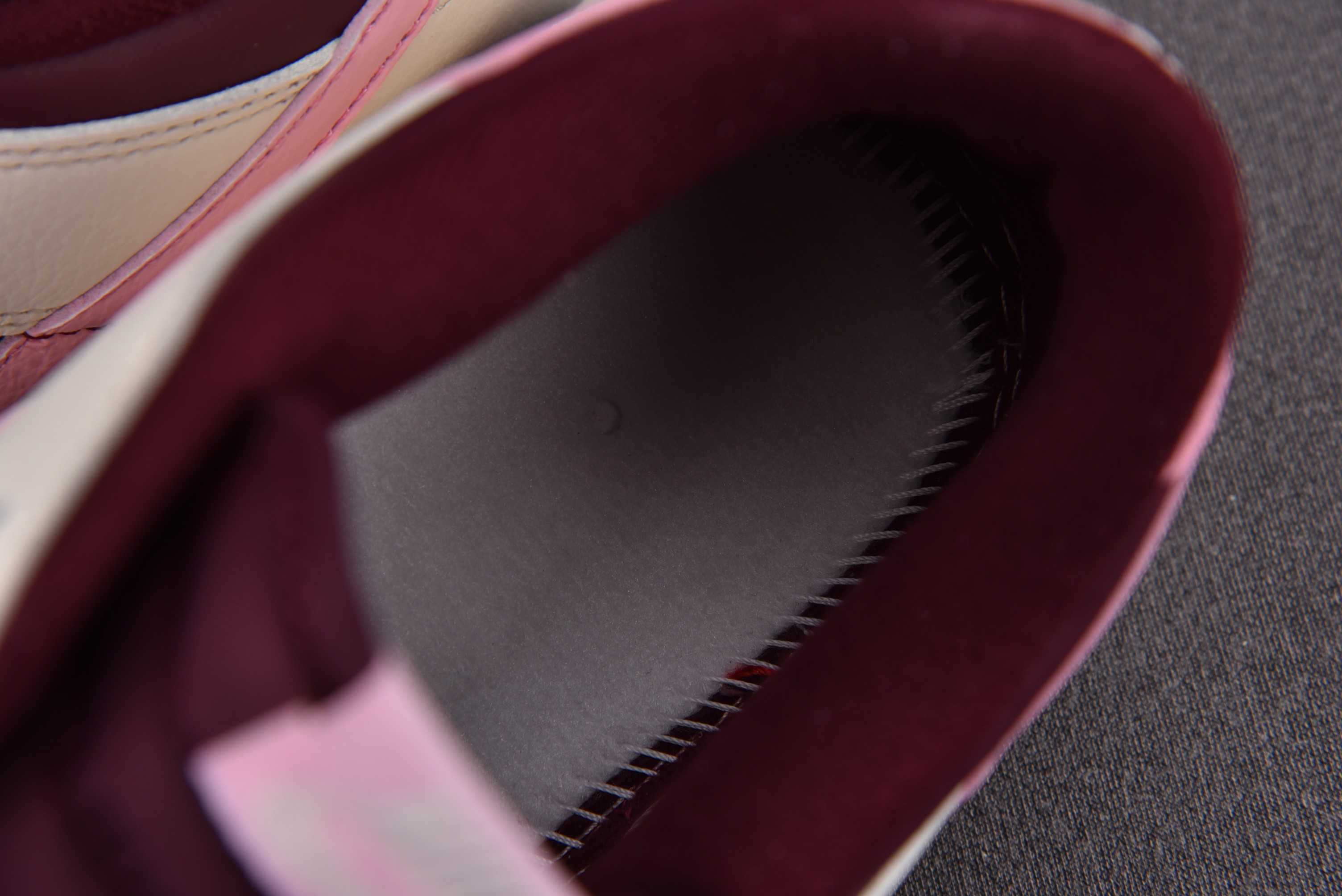 Nike Dunk Low Valentine's Day