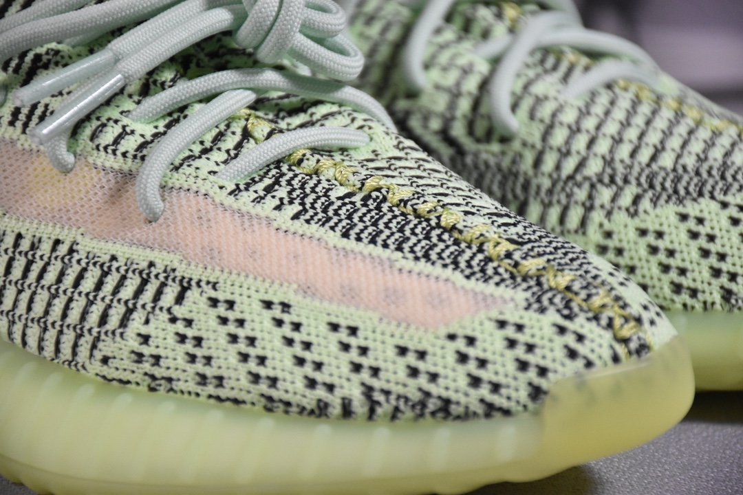 Adidas Yeezy Boost 350 V2 Yeezreel (Non-Reflective)