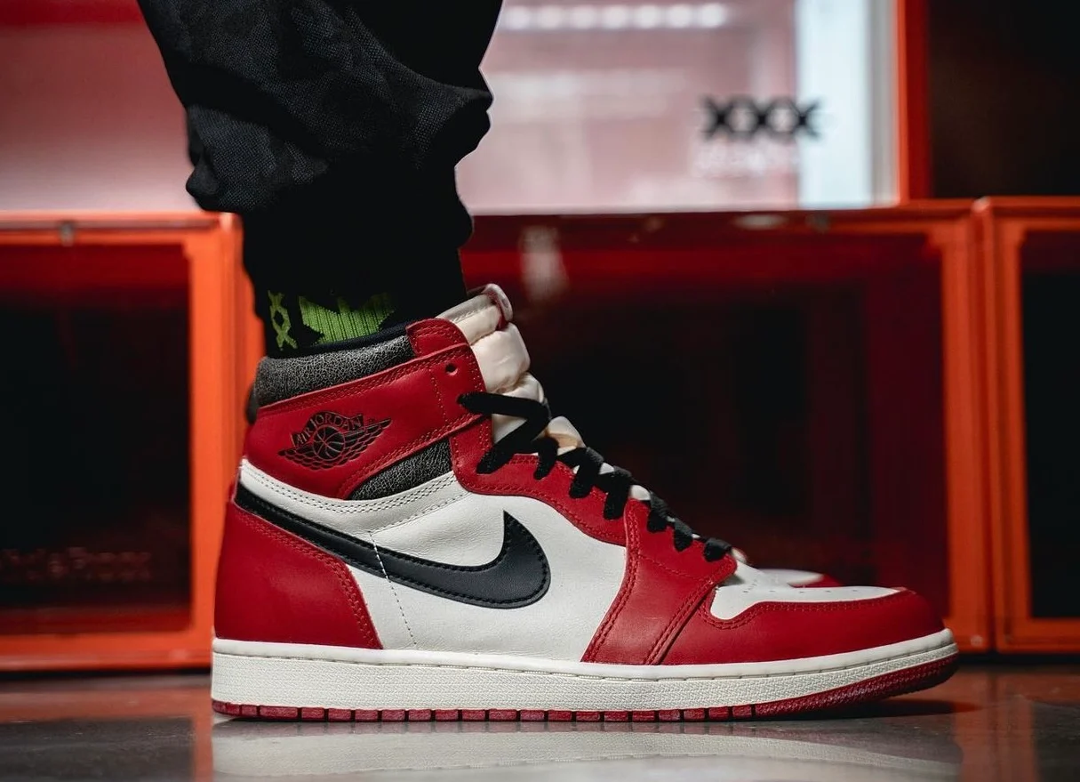 Jordan 1 Retro High OG Chicago Reimagined (Chicago Lost and Found)