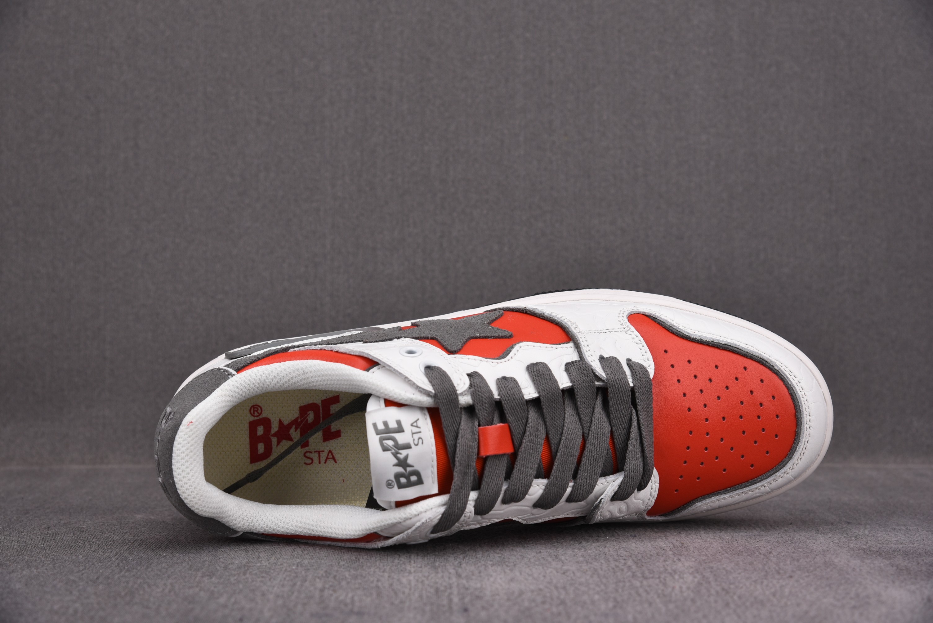 A Bathing Ape Bape SK8 Sta White Red