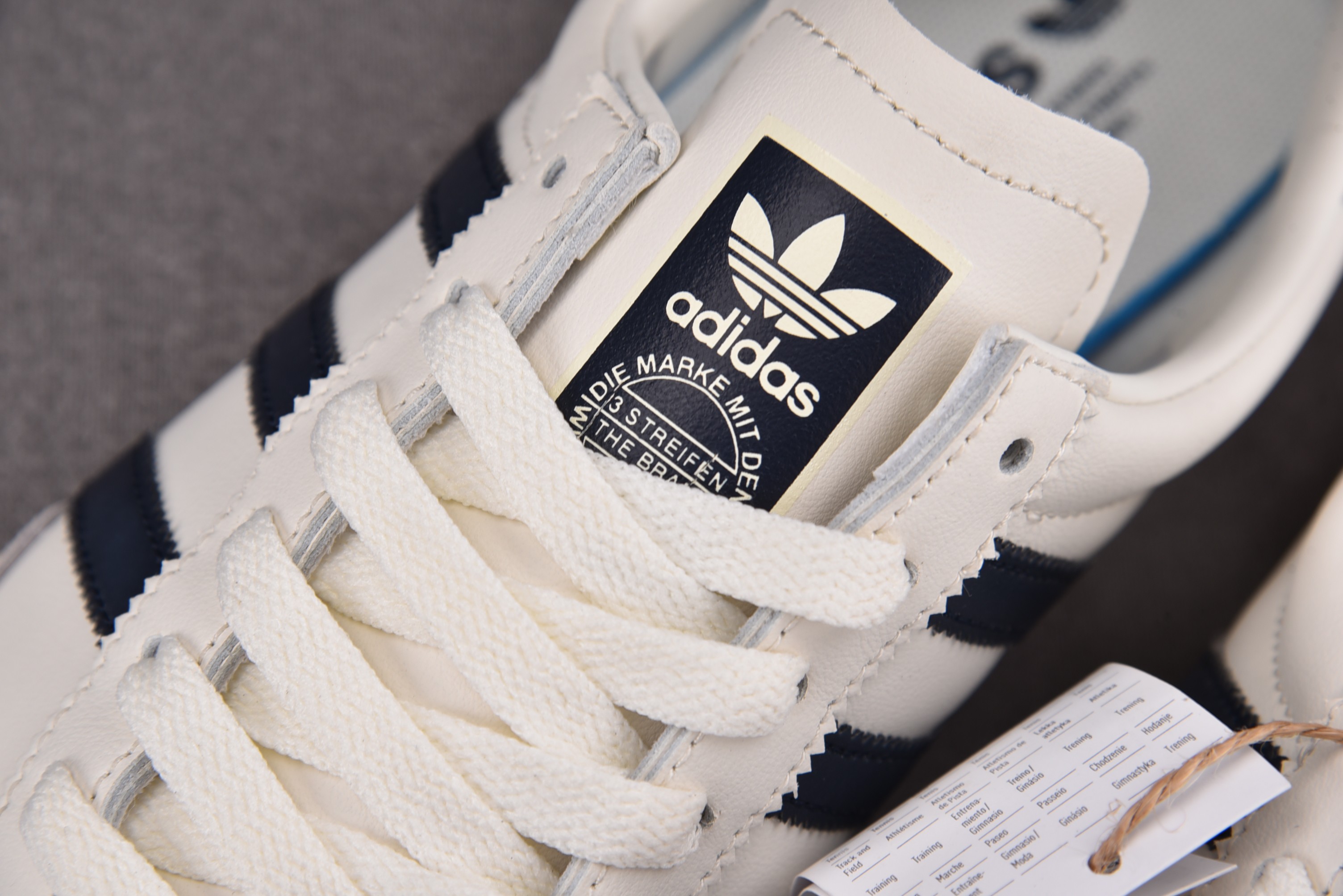 adidas originals Jeans Black White