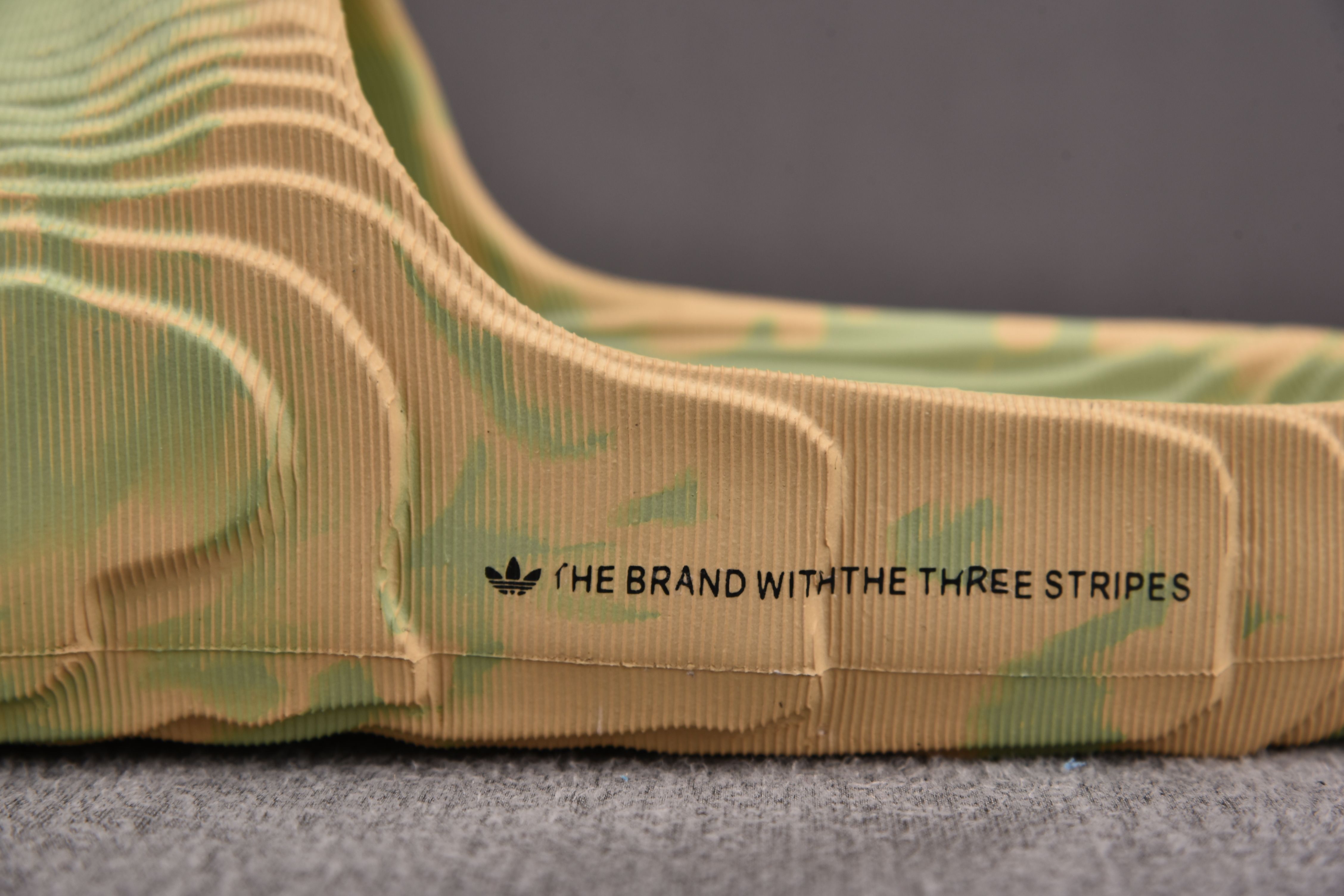 adidas Adilette 22 Slides Magic Lime St Desert Sand