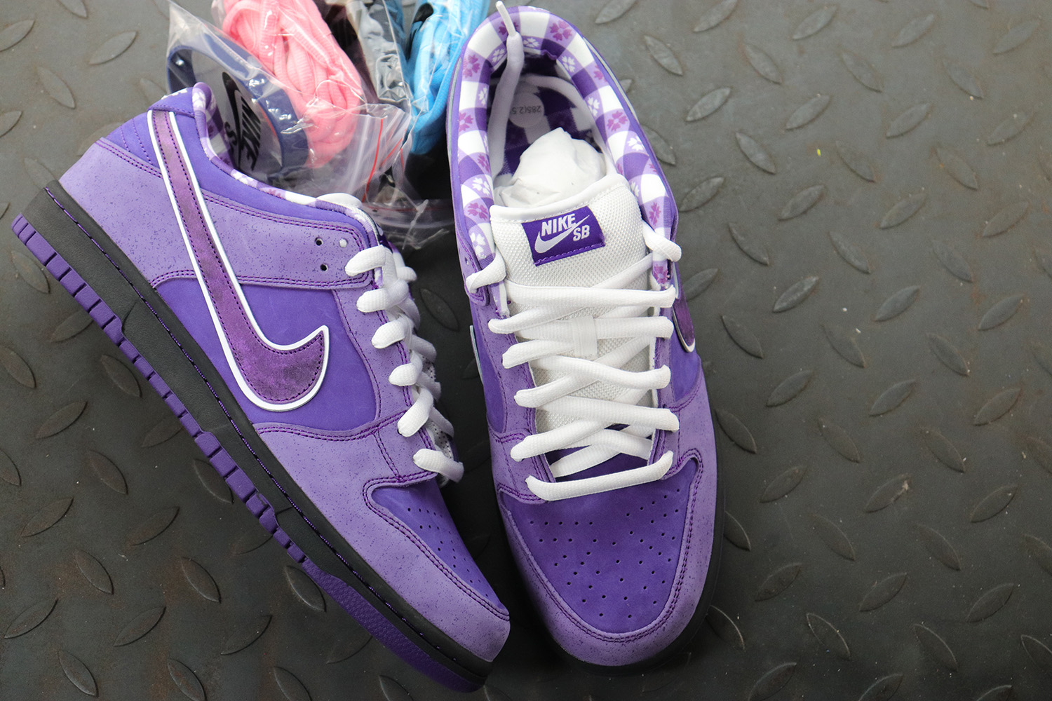 Nike SB Dunk Low Concepts Purple Lobster Regular Box