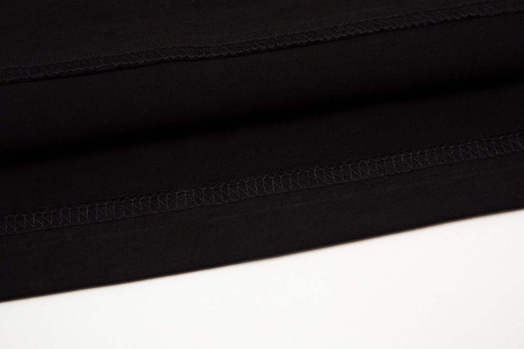 Loew SS23 new series pocket three-dimensional embroidery short-sleeved T-shirt black 6.14