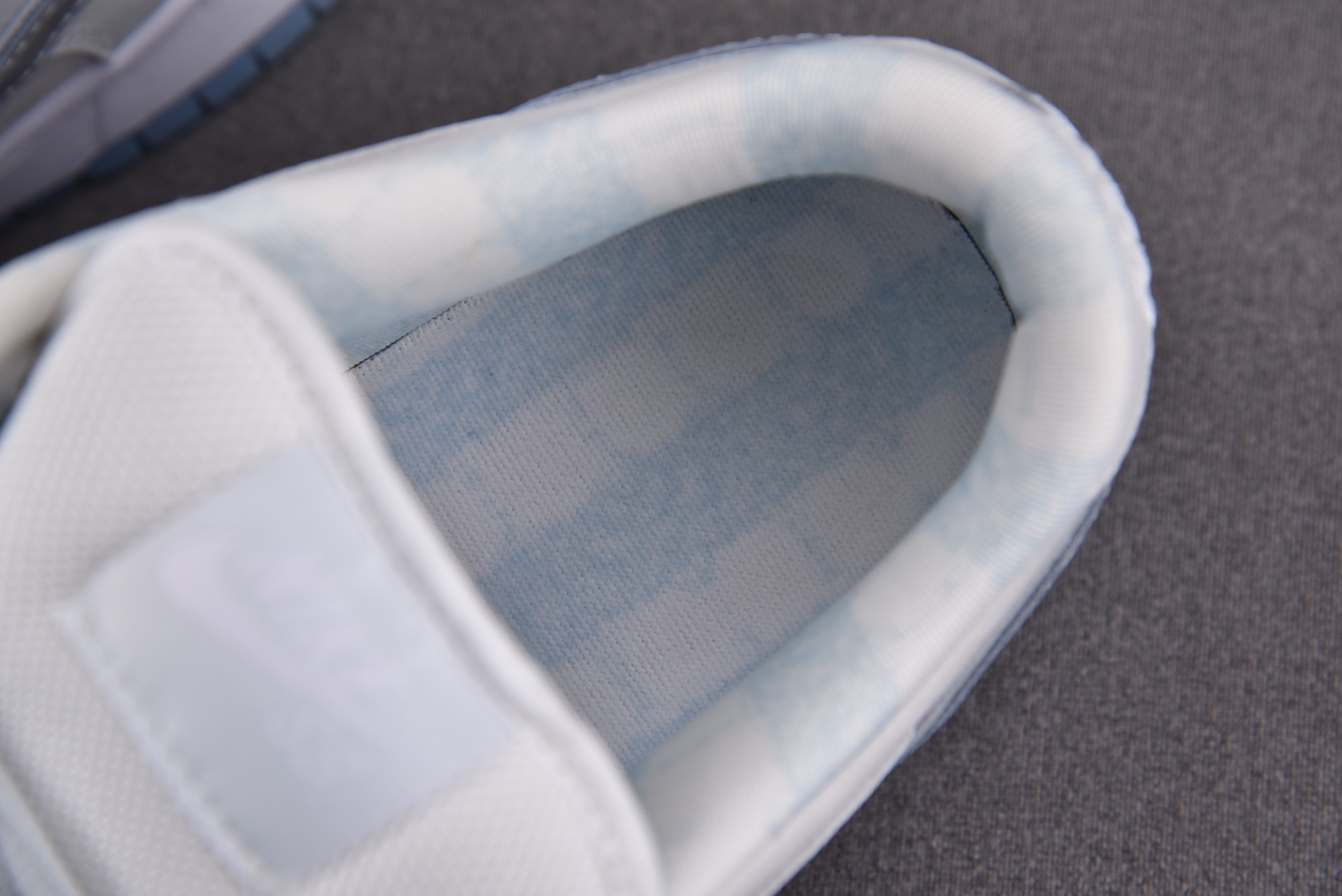 Nike SB Dunk Low White Lobster (Friends and Family)(Black Ruber Ring)