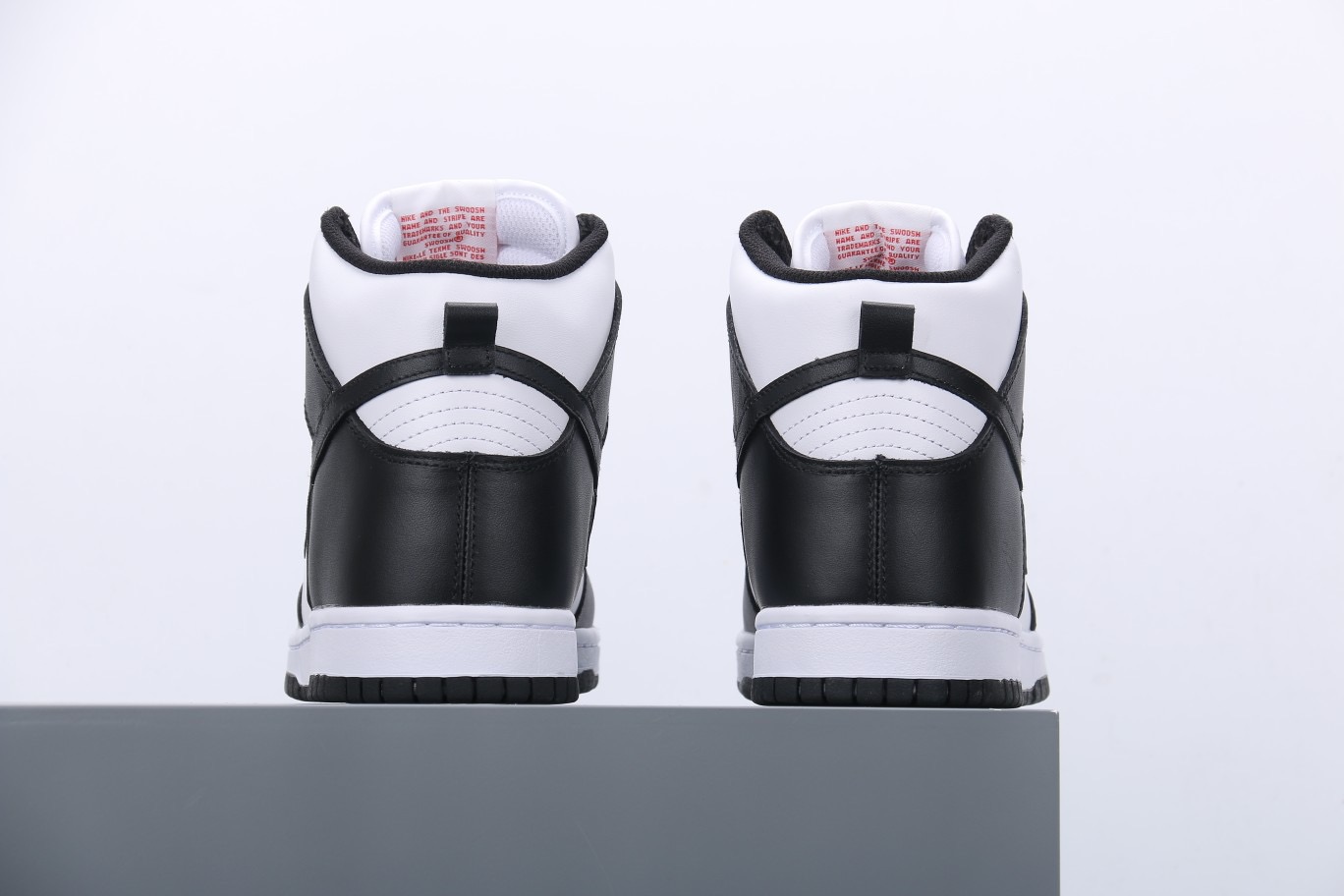 Nike Dunk High Panda (2021)