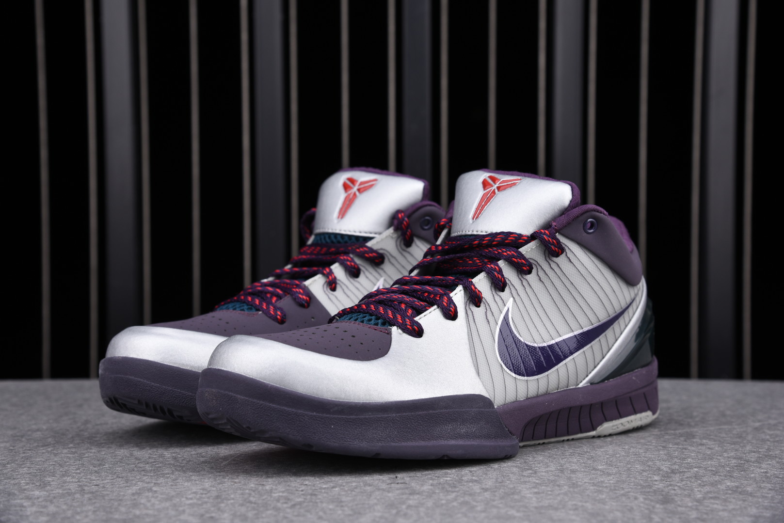 Nike Kobe 4 Chaos Joker