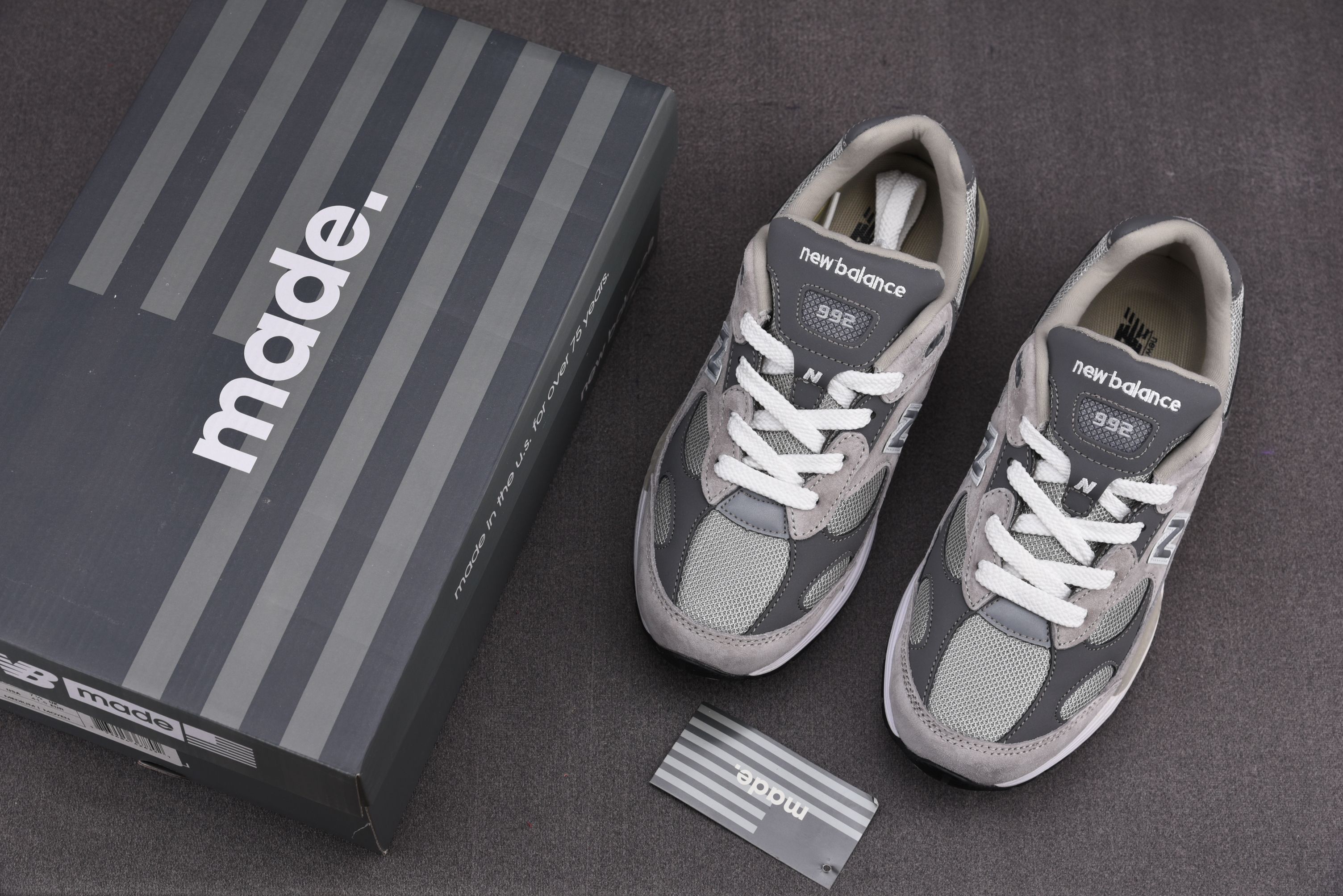 New Balance 992 Grey