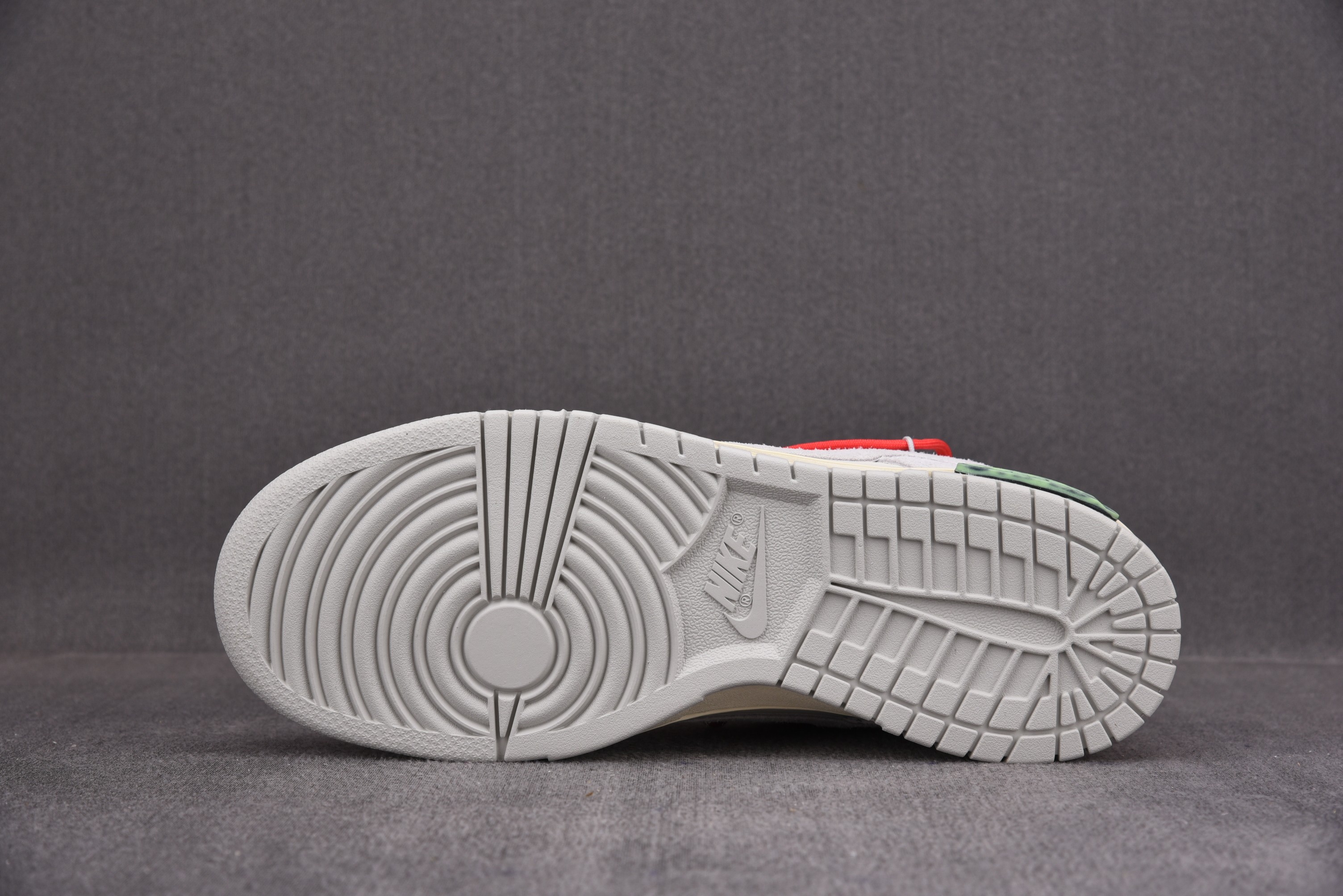 Nike Dunk Low Off-White Lot 33