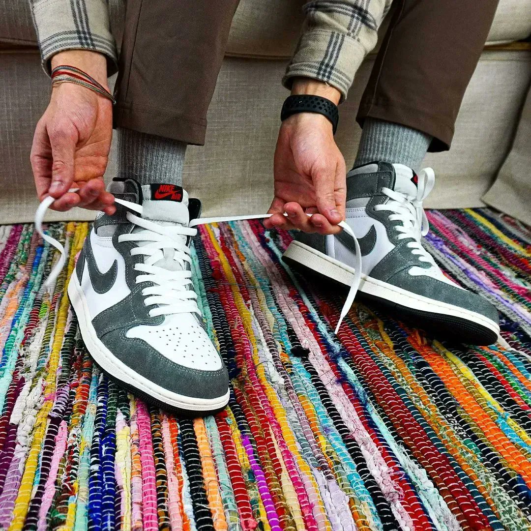 Jordan 1 Retro High OG Washed Black