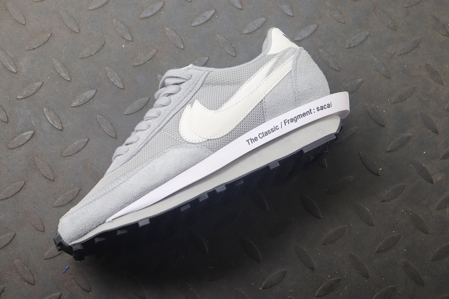 Fragment x Sacai x Nike LDWaffle Wolf Grey