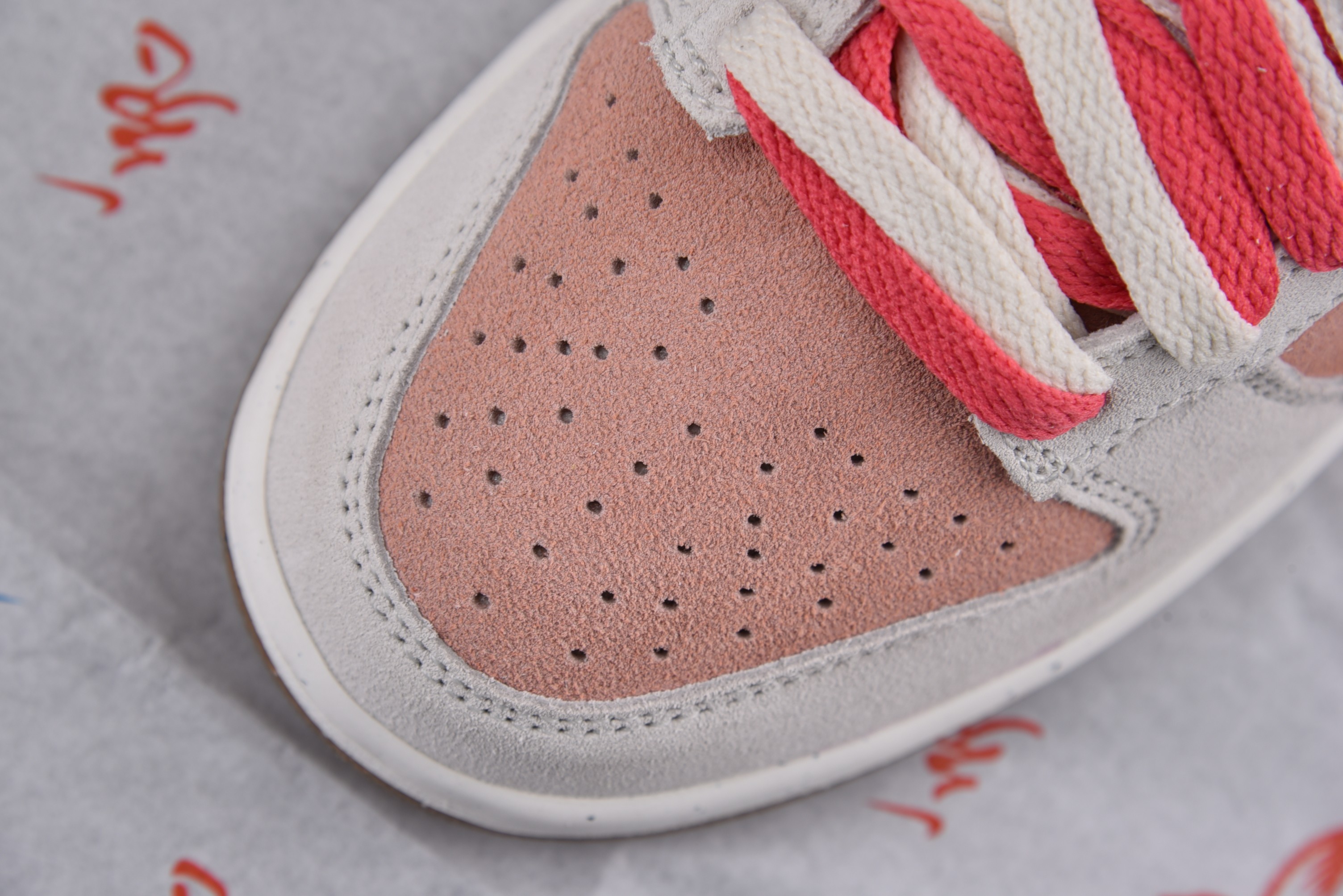 Nike Dunk Low SE “85” CNY Bunny Biscuit