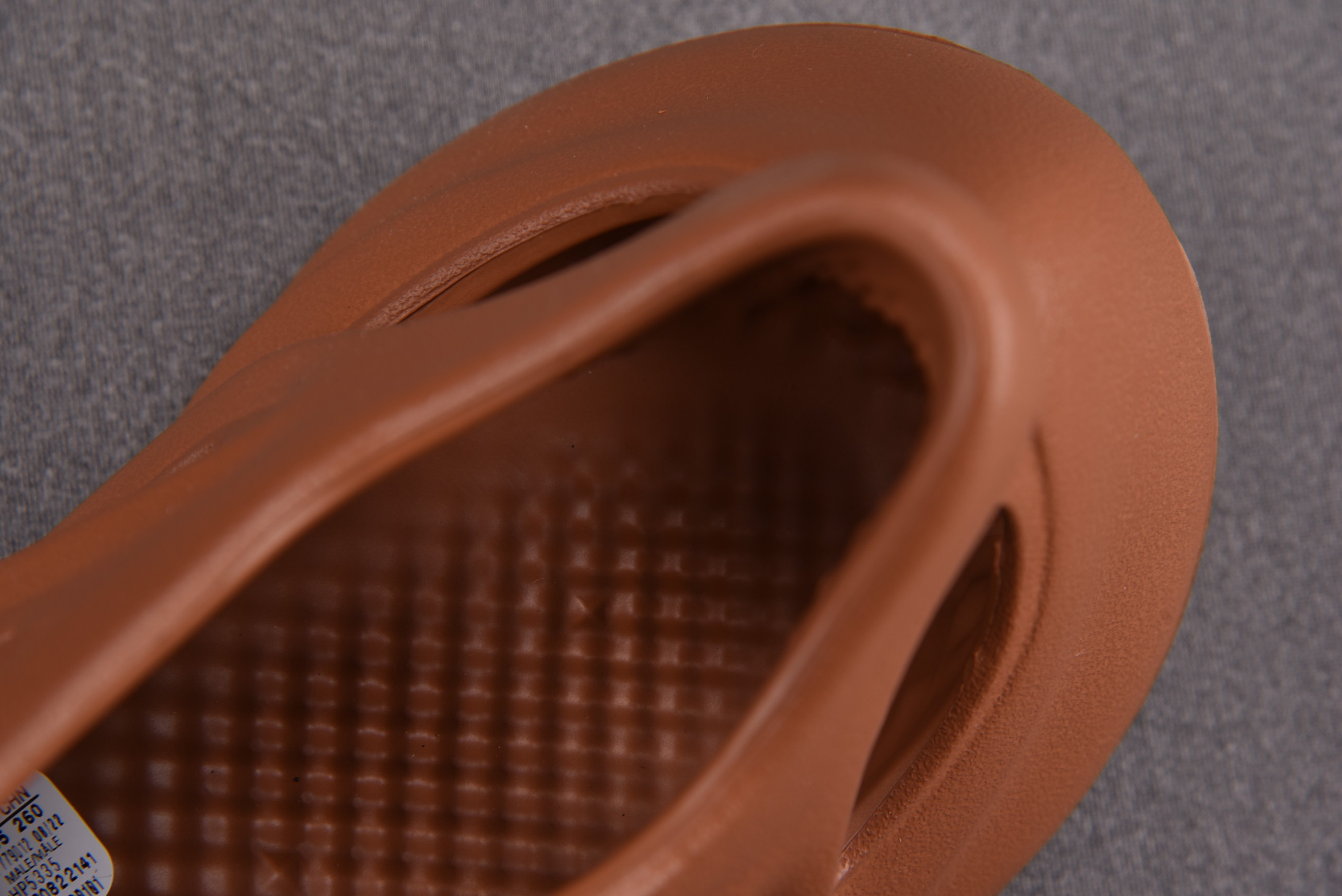 adidas Yeezy Foam RNR Clay Red