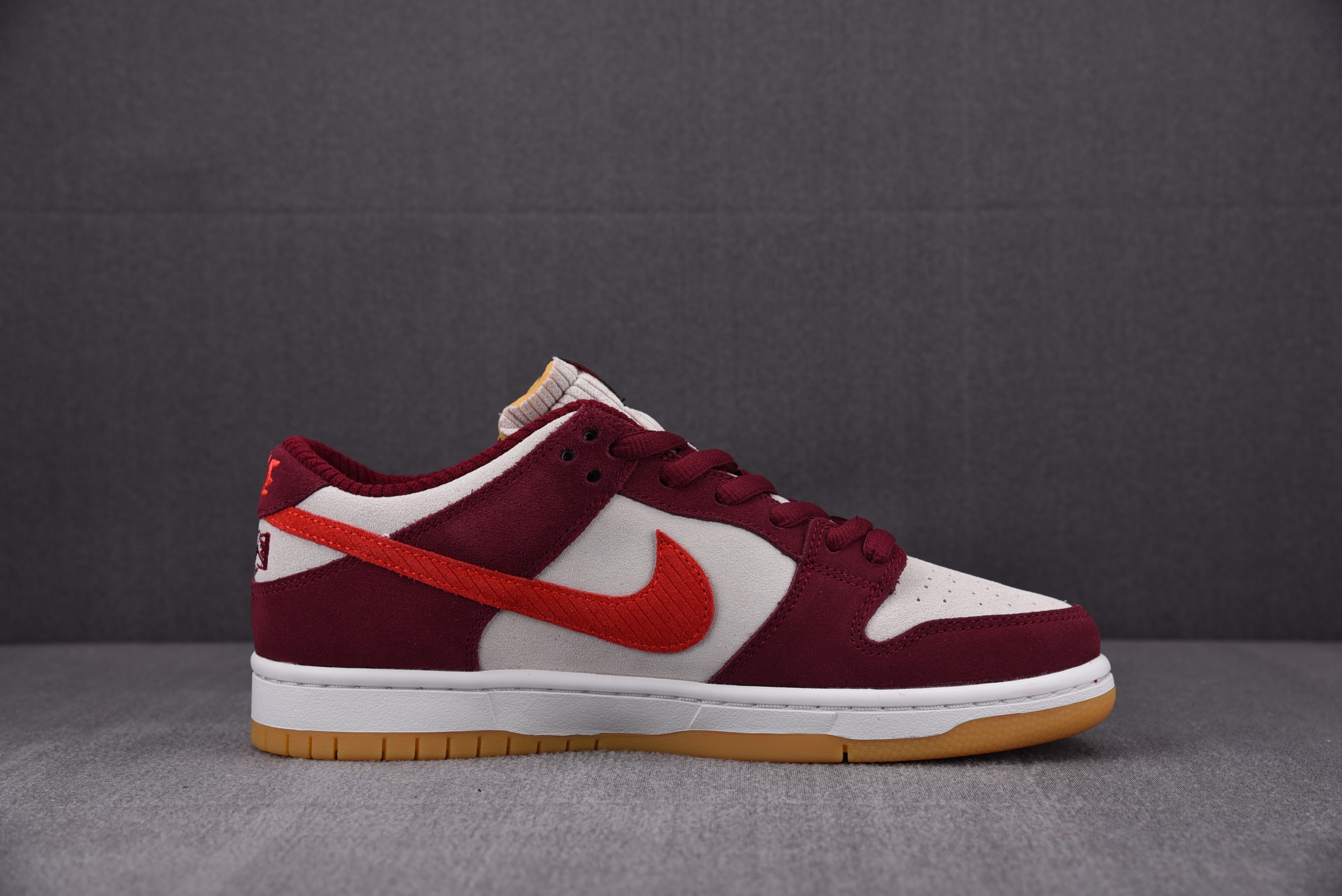 Nike SB Dunk Low Skate Like a Girl