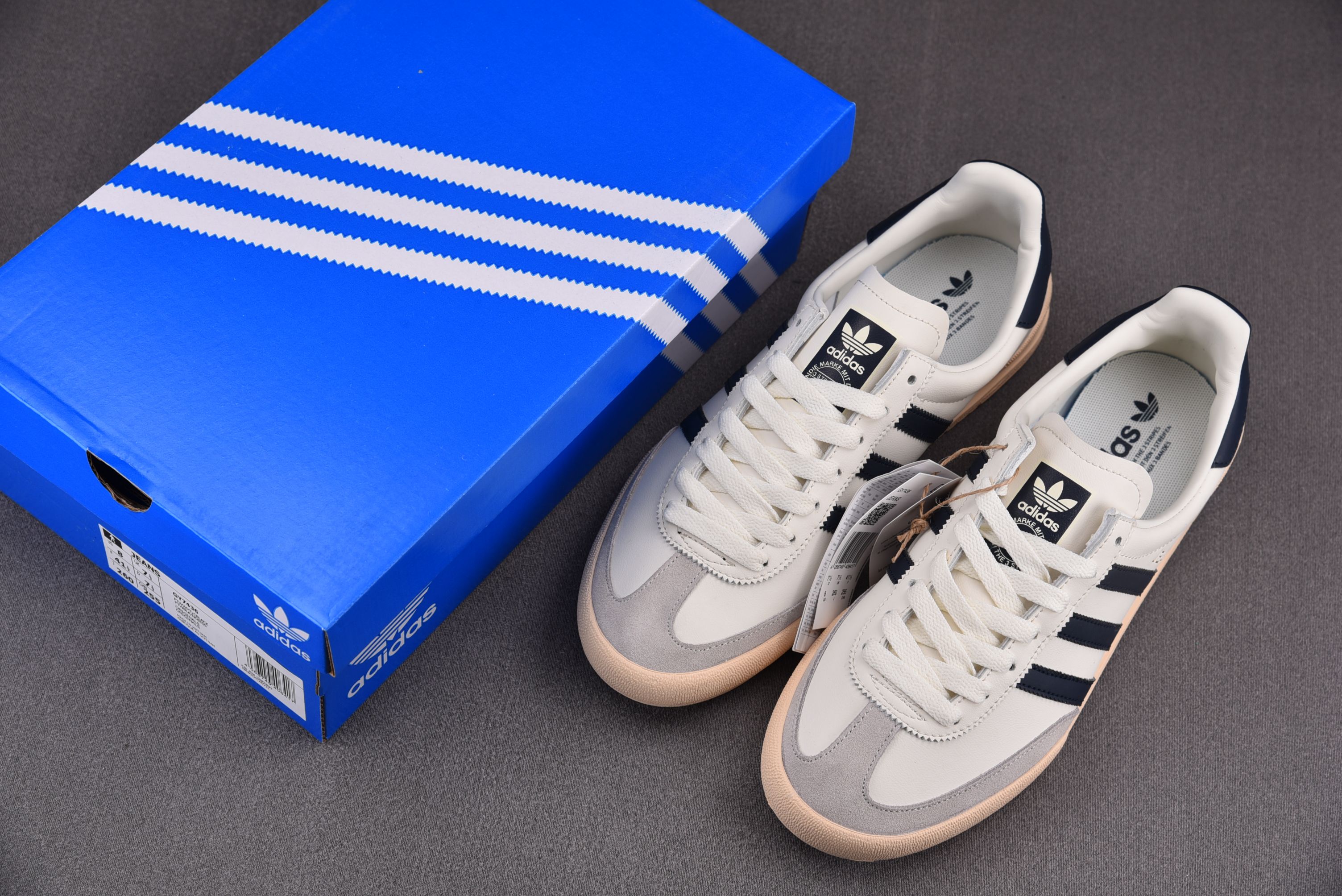 adidas originals Jeans Black White