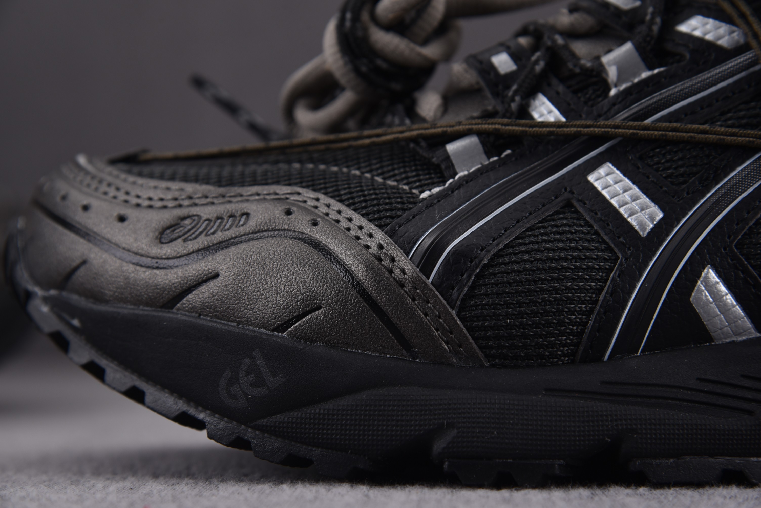 ASICS Gel-1090 Andersson Bell Black Silver