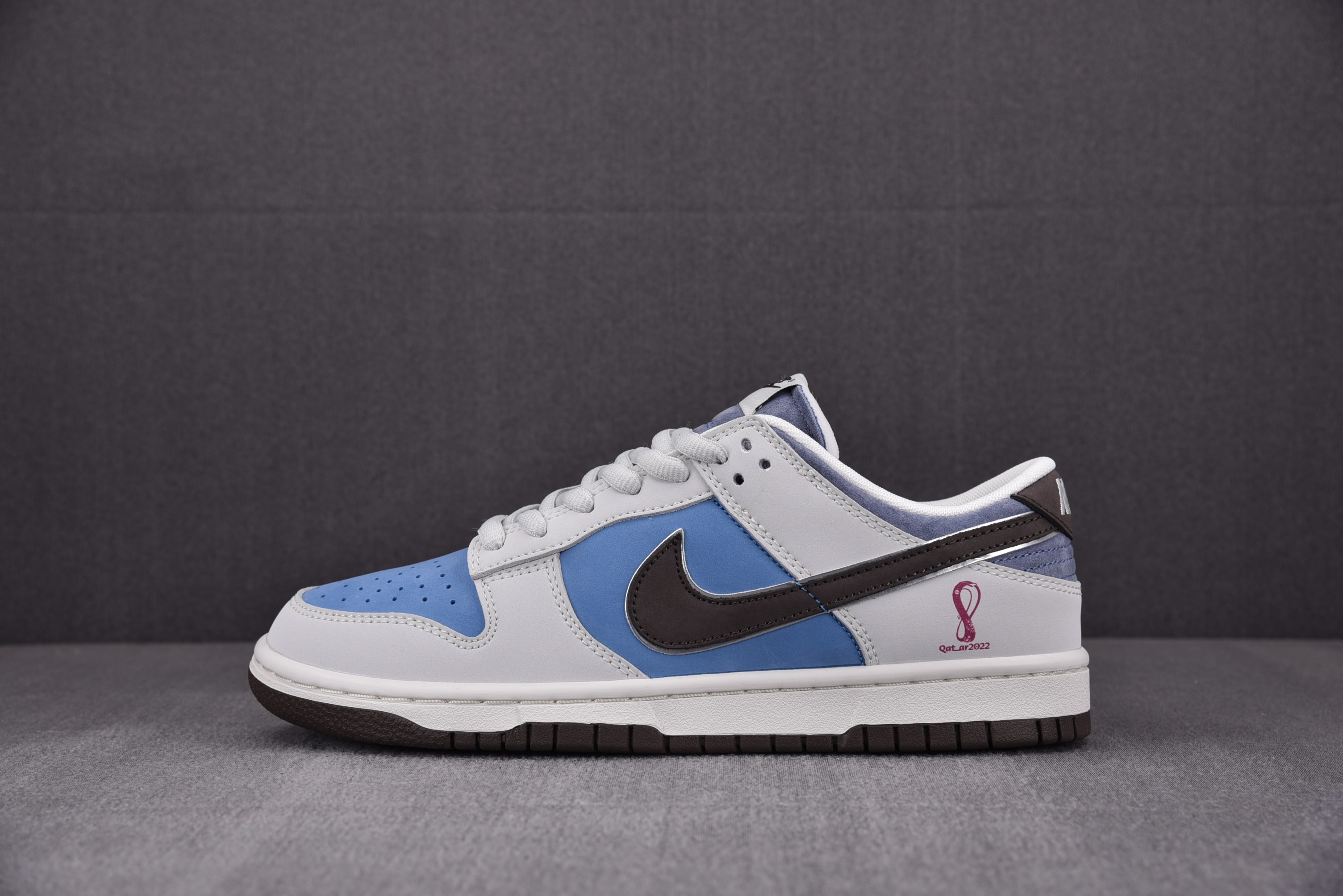 Nike SB Dunk Low Argentina Edition