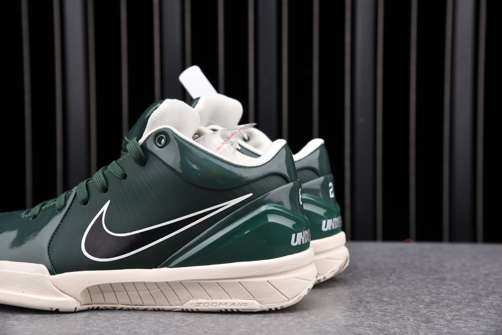 Nike Kobe 4 Protro Undefeated Milwaukee Bucks