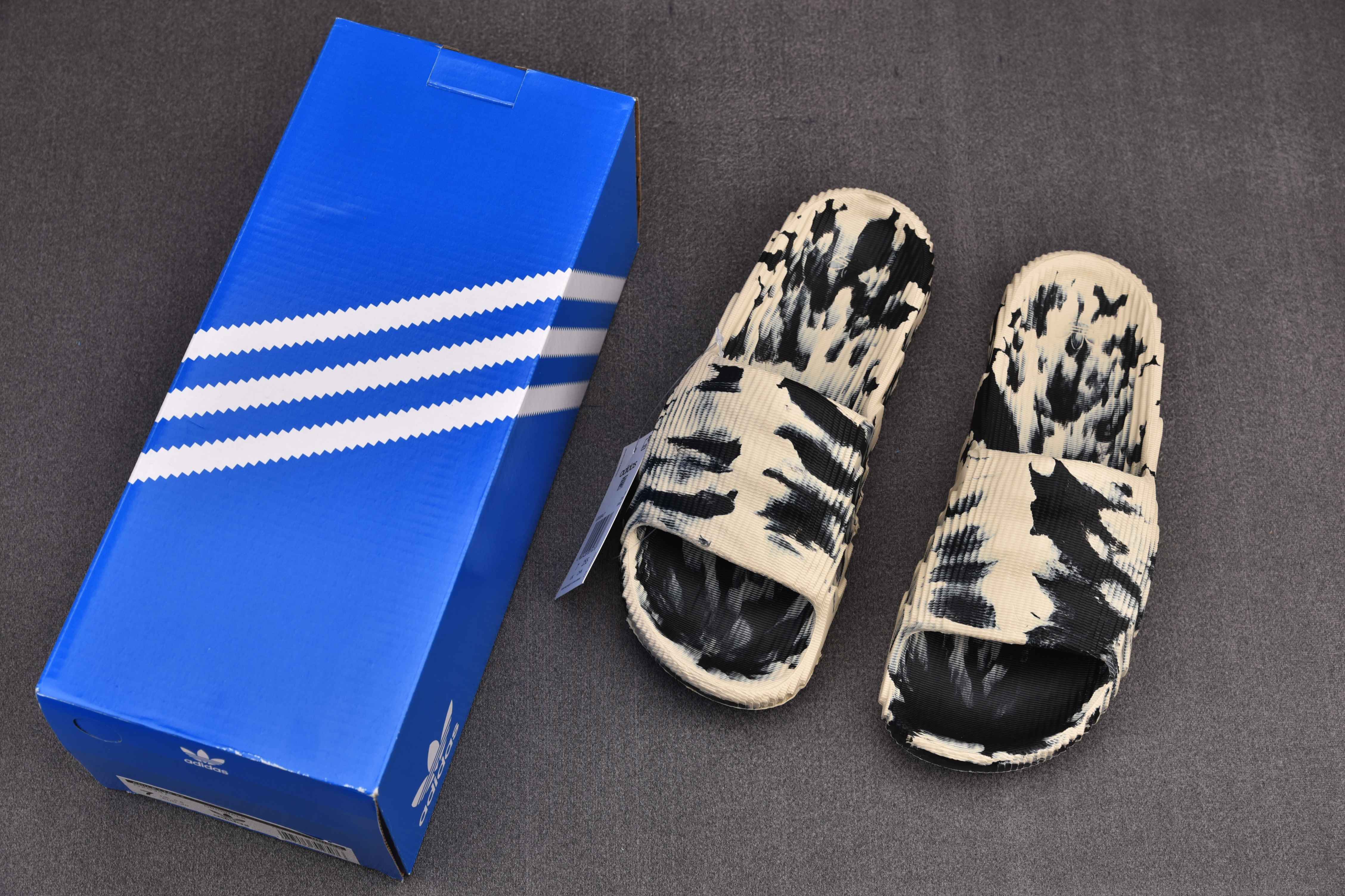 adidas Adilette 22 Slides Black Grey