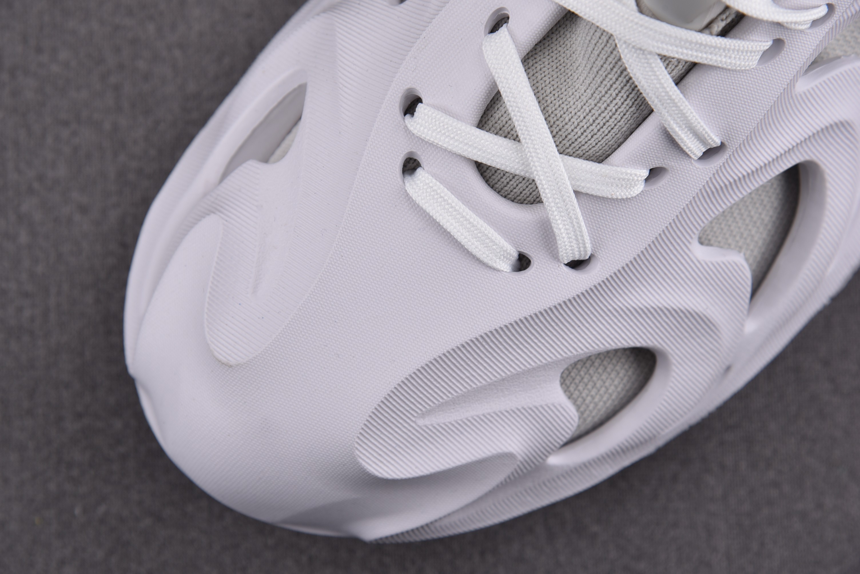 adidas adiFOM Q White Grey