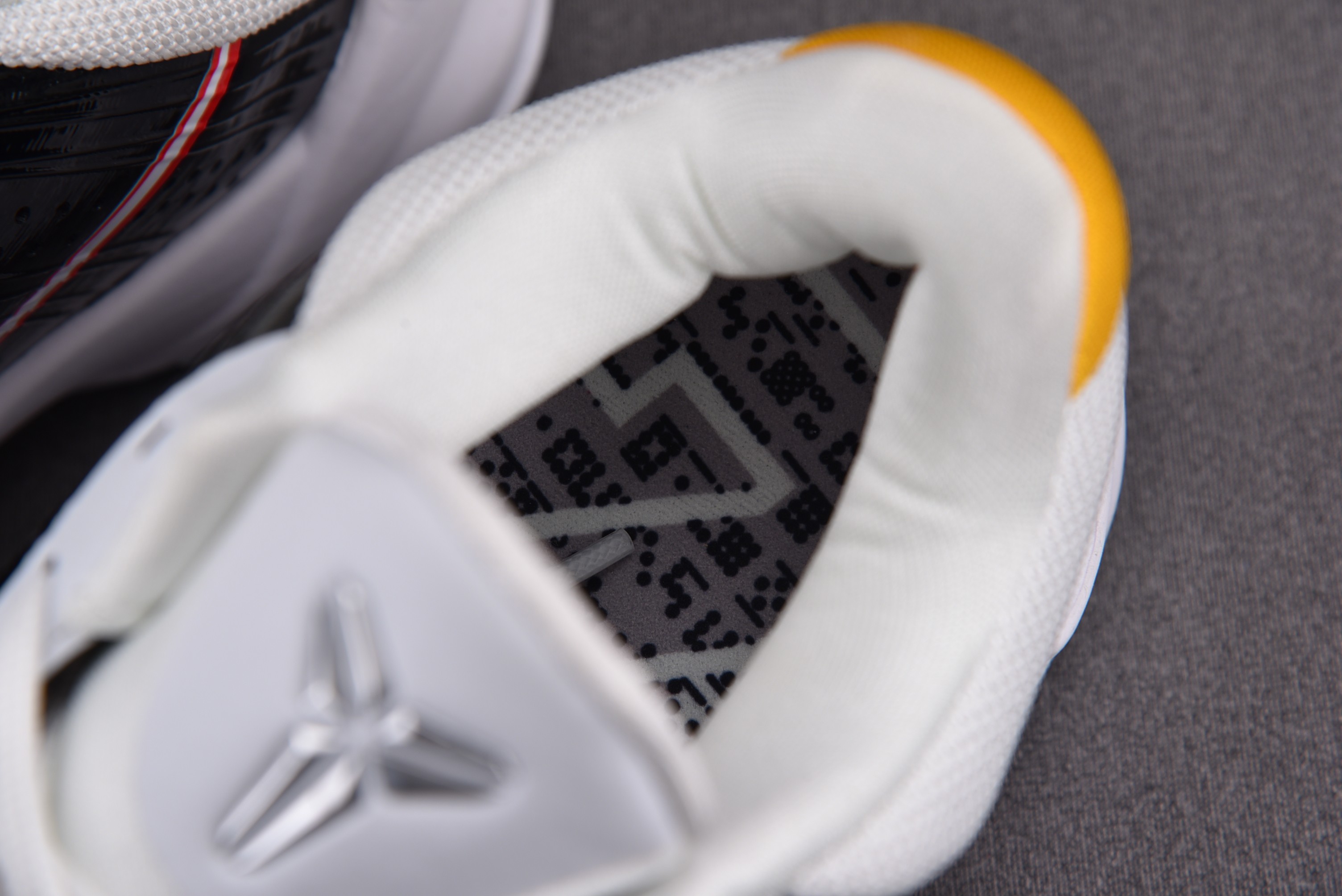 Nike Kobe 5 Protro Bruce Lee Alternate