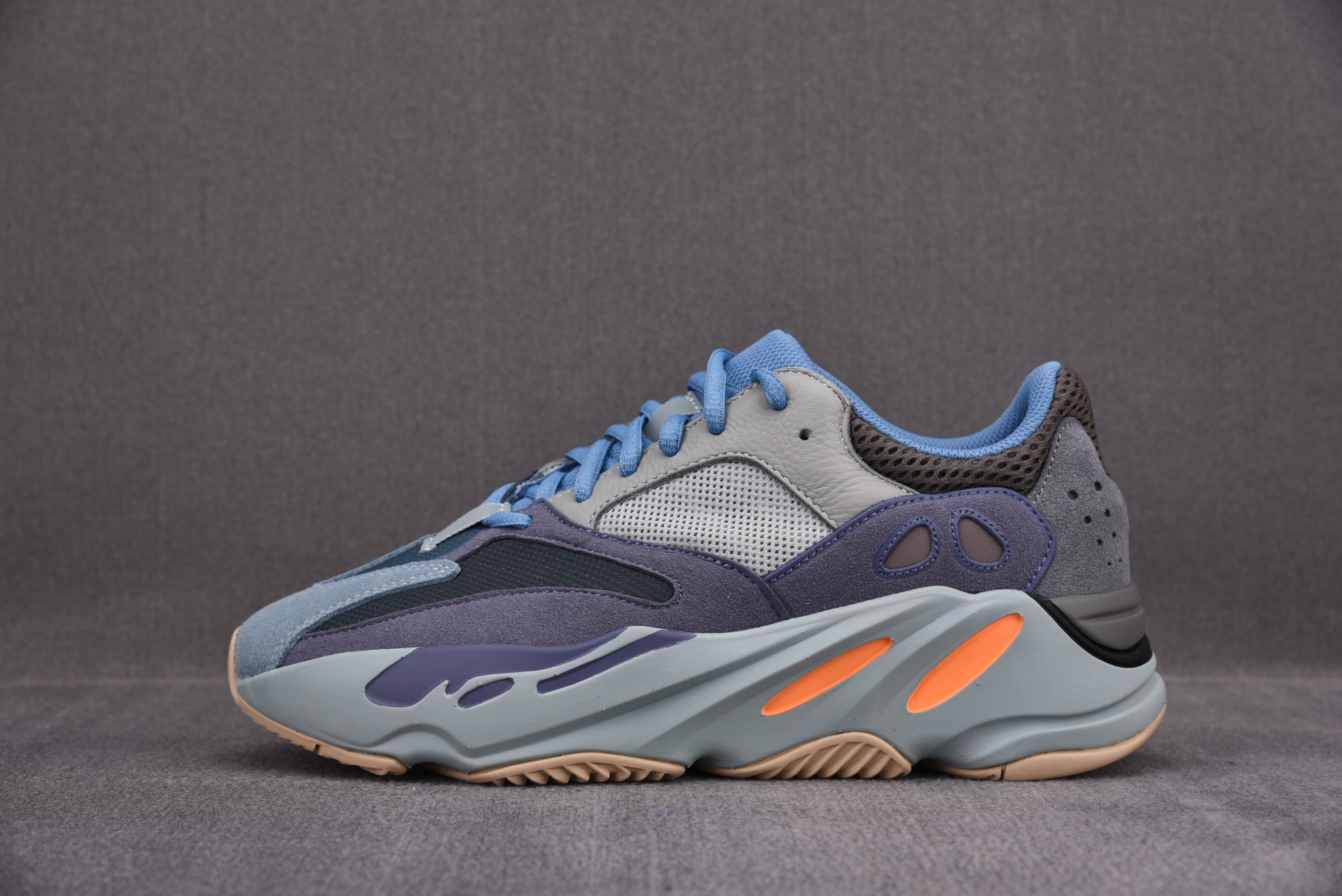 adidas Yeezy Boost 700 Carbon Blue