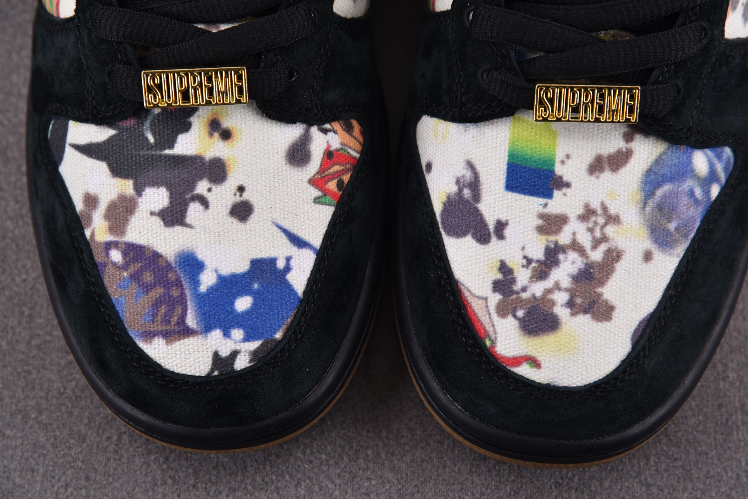 Nike SB Dunk Low Supreme Rammellzee