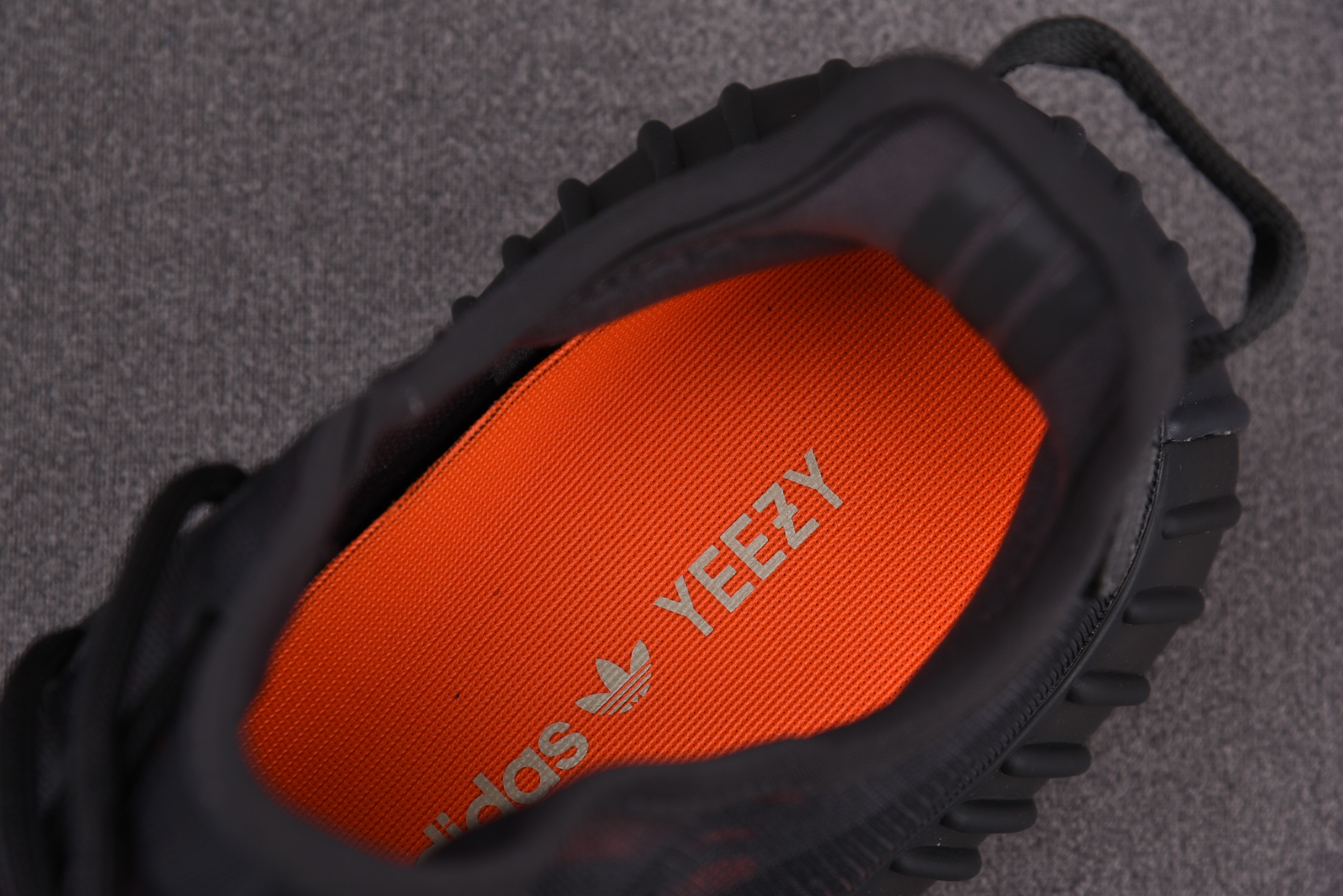 adidas Yeezy Boost 350 V2 Mono Cinder