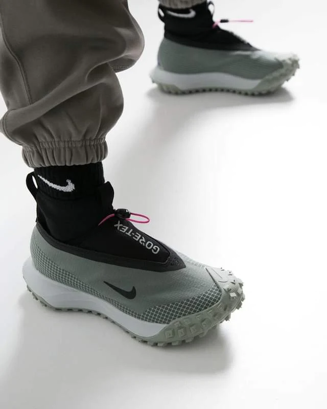 Nike ACG Moutain Fly Gore-Tex Clay Green