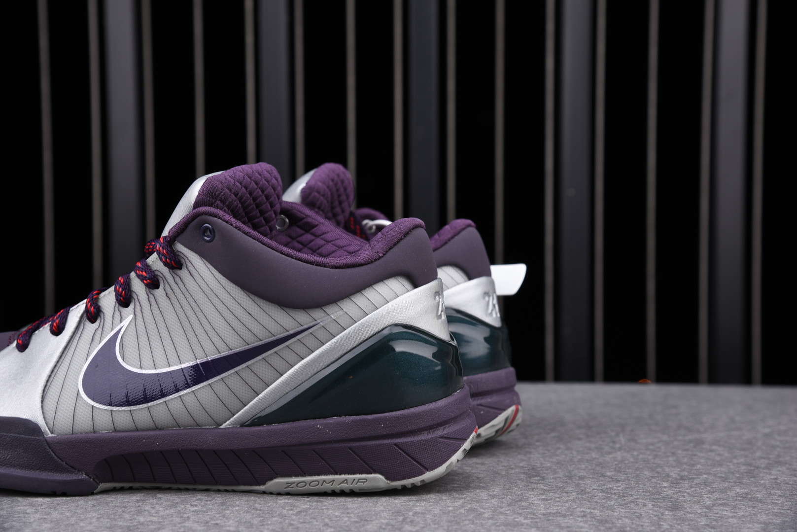 Nike Kobe 4 Chaos Joker