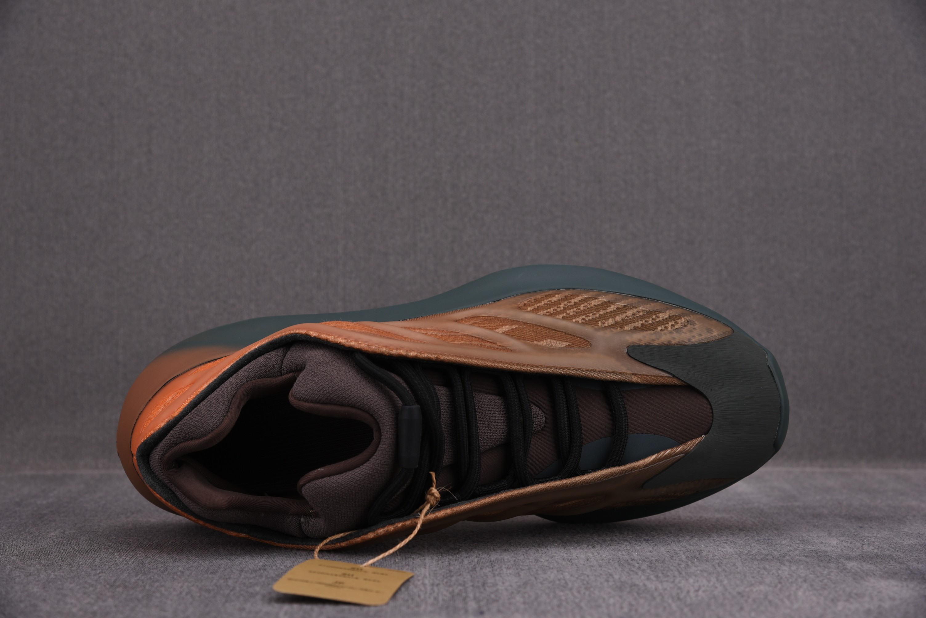 adidas Yeezy 700 V3 Copper Fade