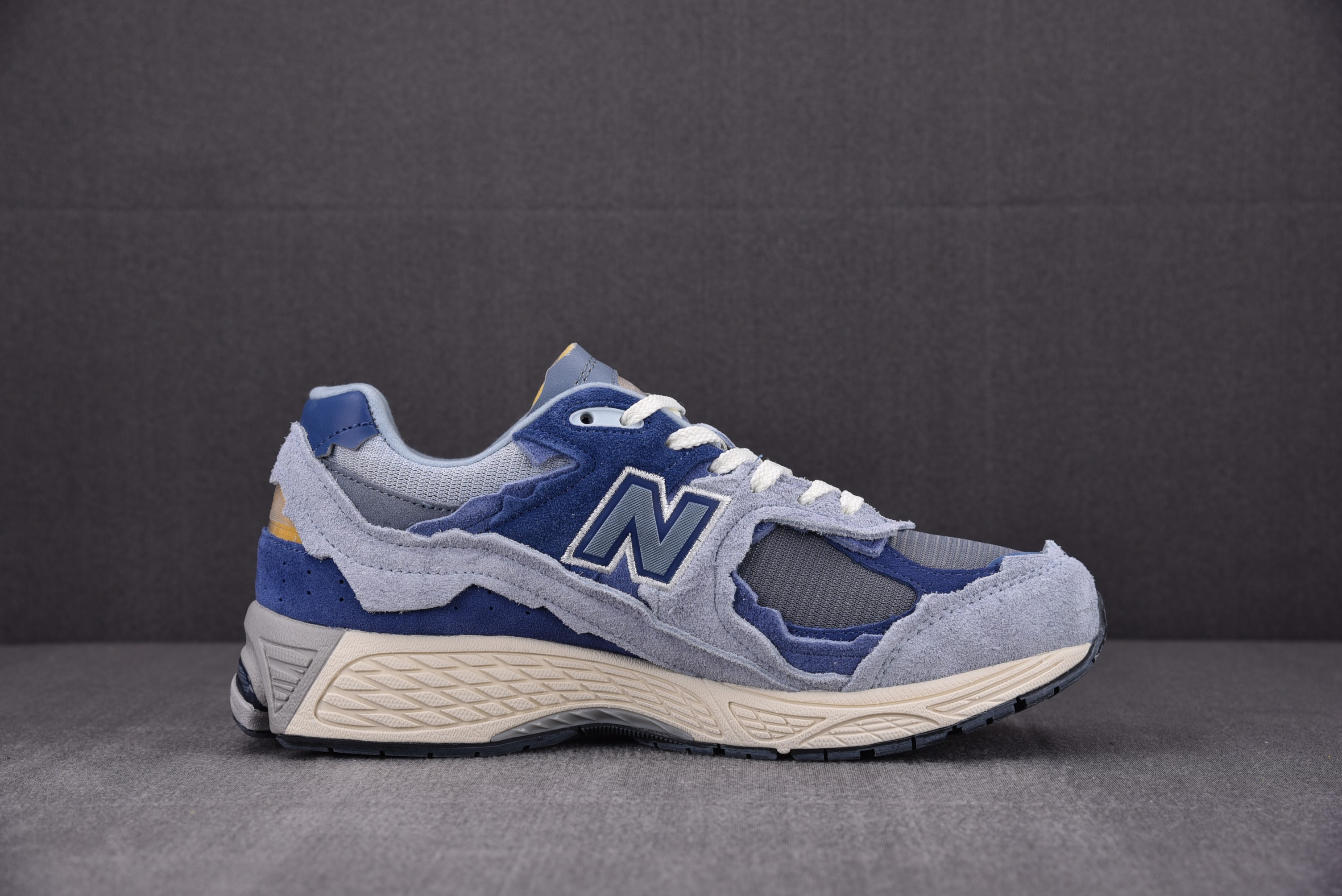 New Balance 2002R Refined Future