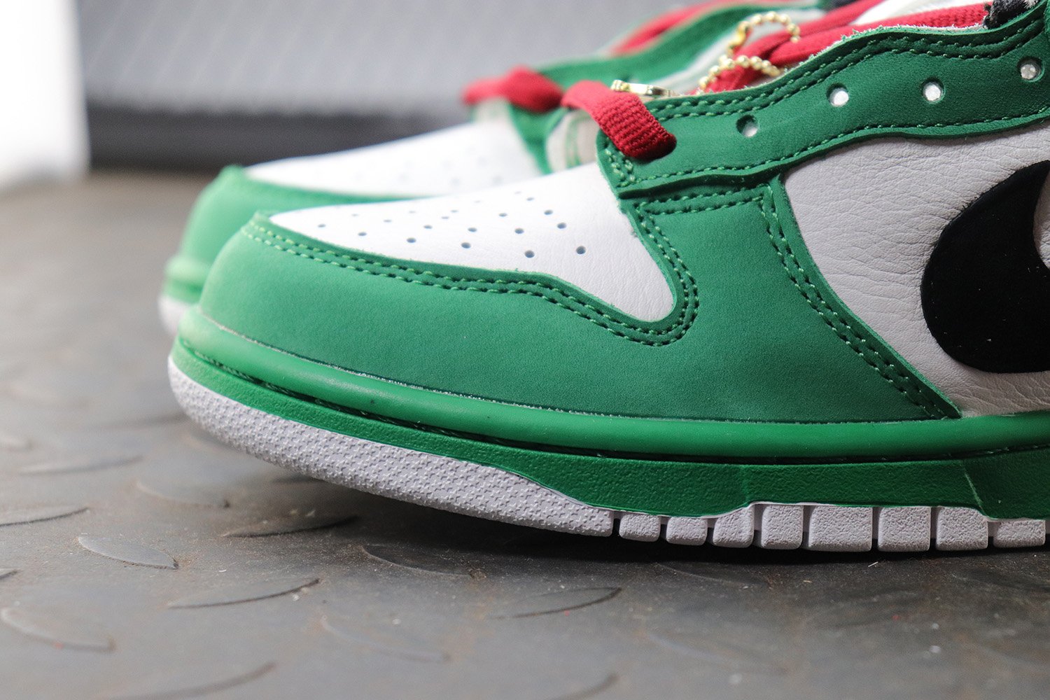 Nike SB Dunk Low Pro Heineken