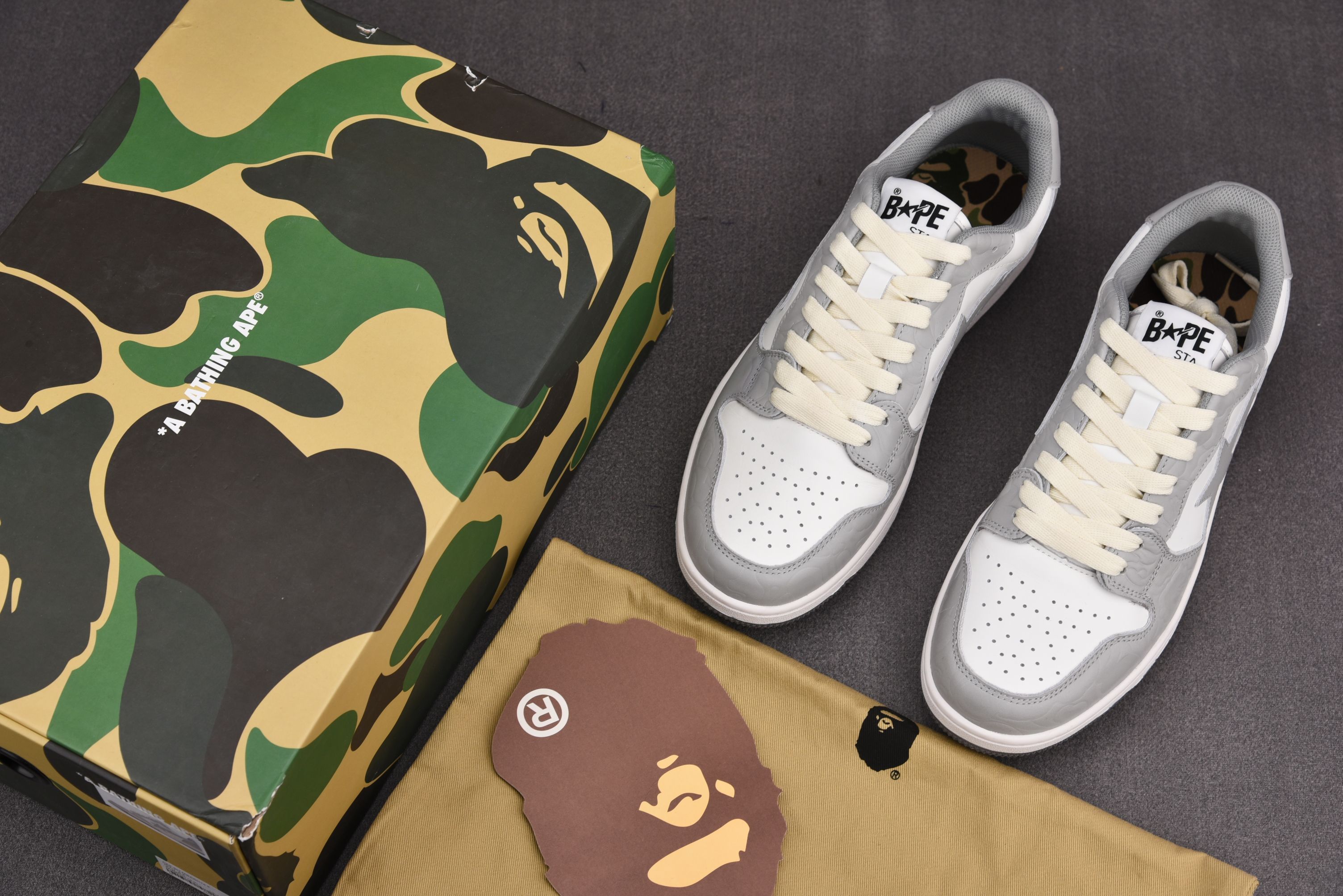 A BATHING APE BAPE SK8 STA Light Grey Cream