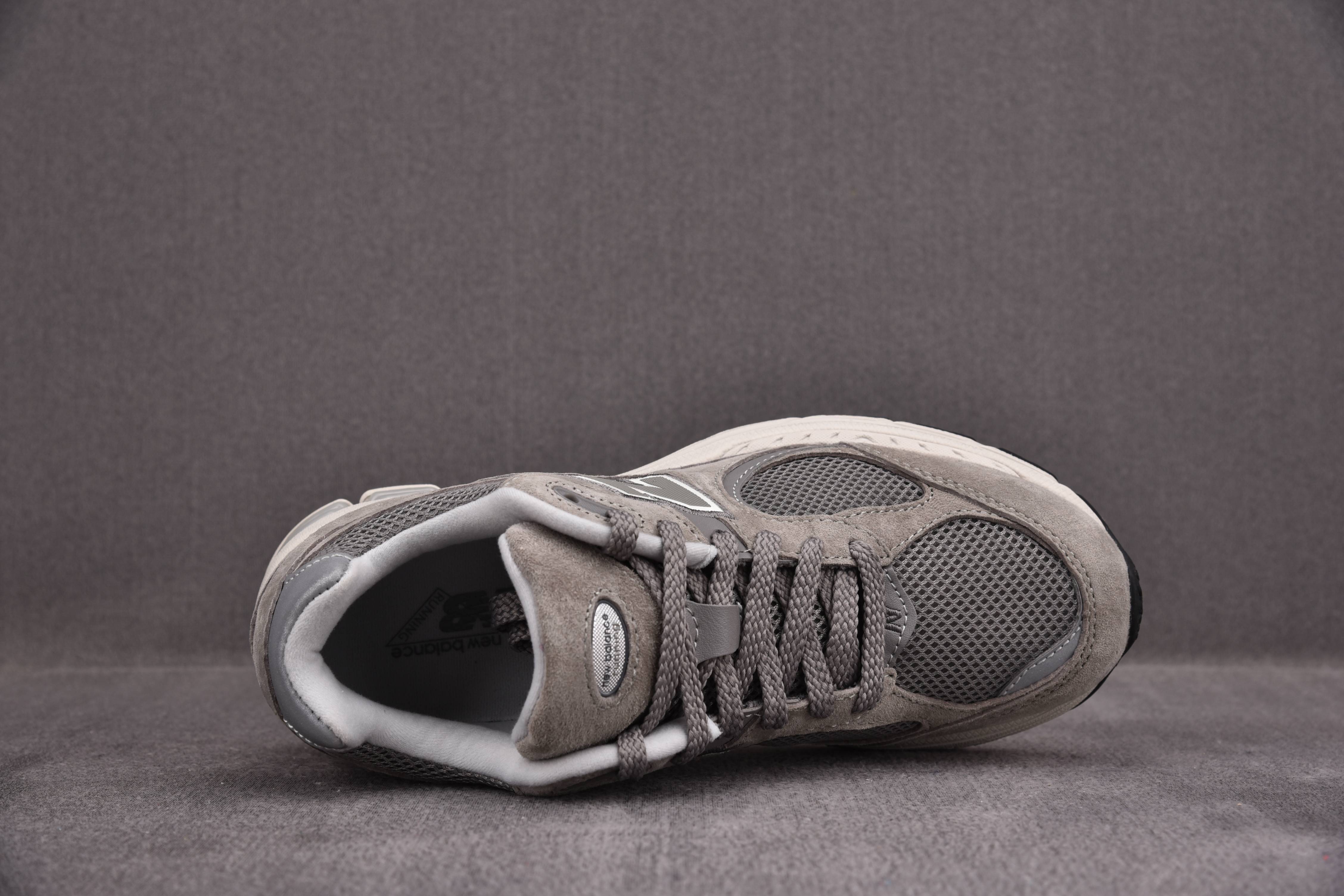 New Balance 2002R Marblehead Light Aluminum