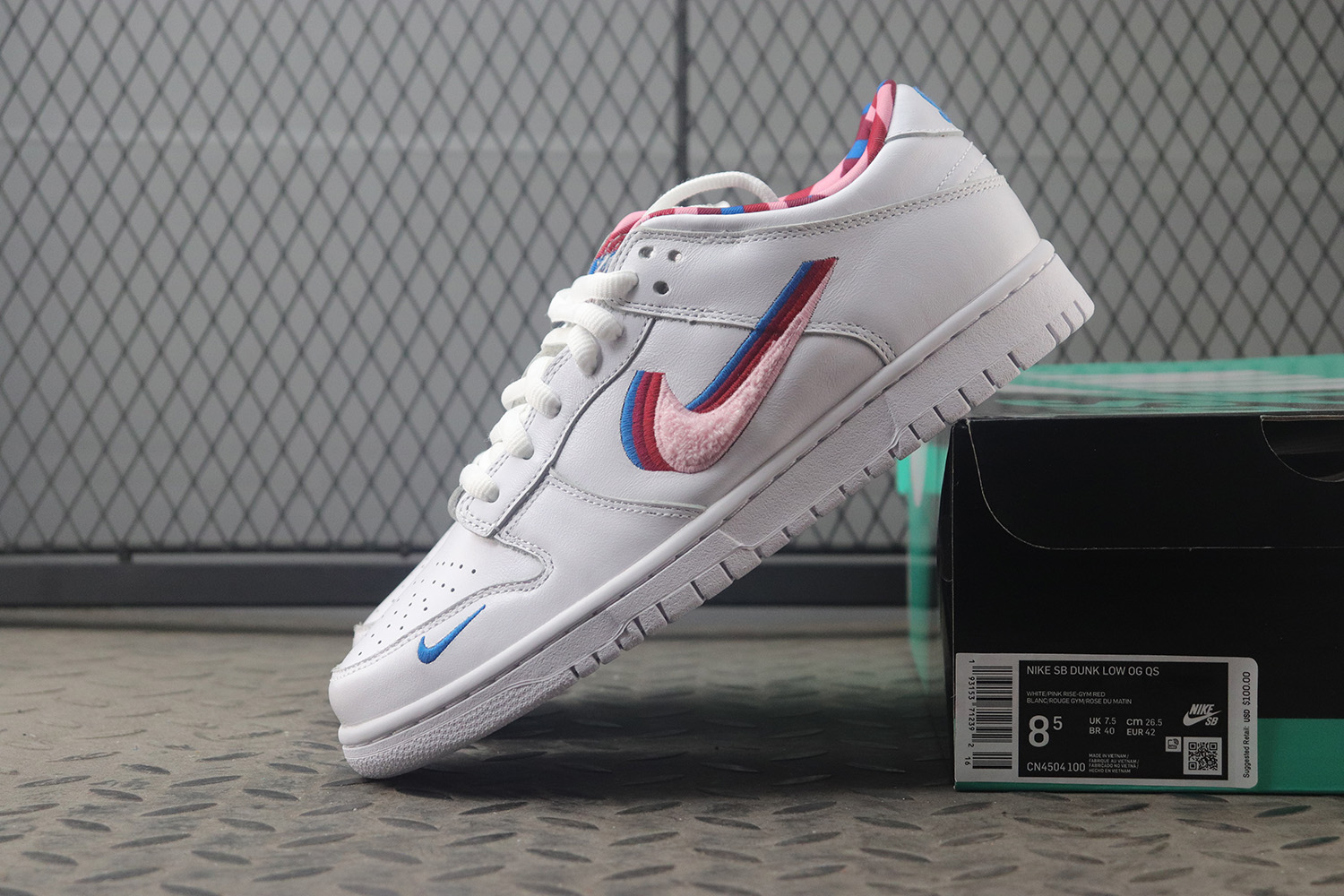 Nike SB Dunk Low Parra