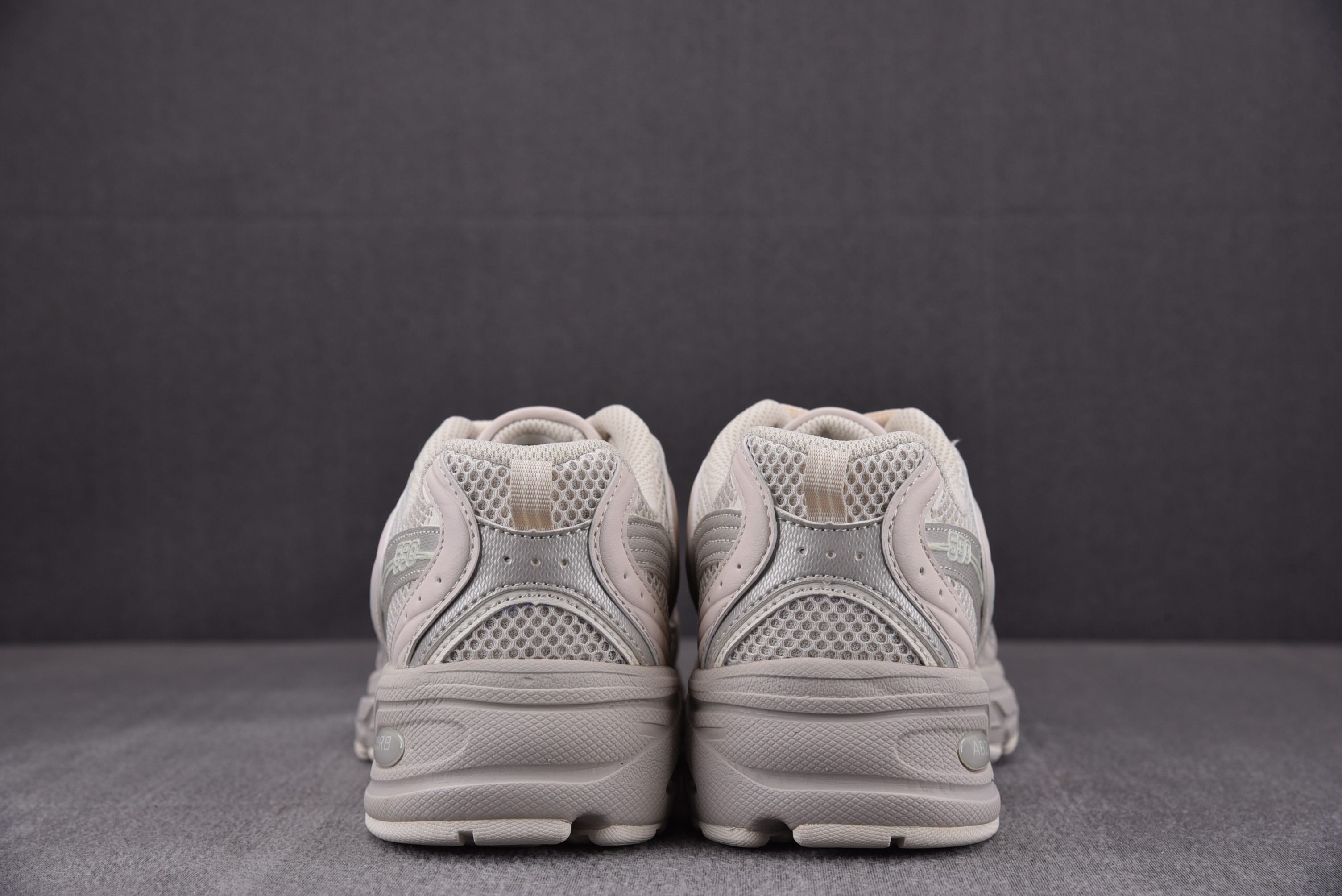 New Balance 530 Light Cream